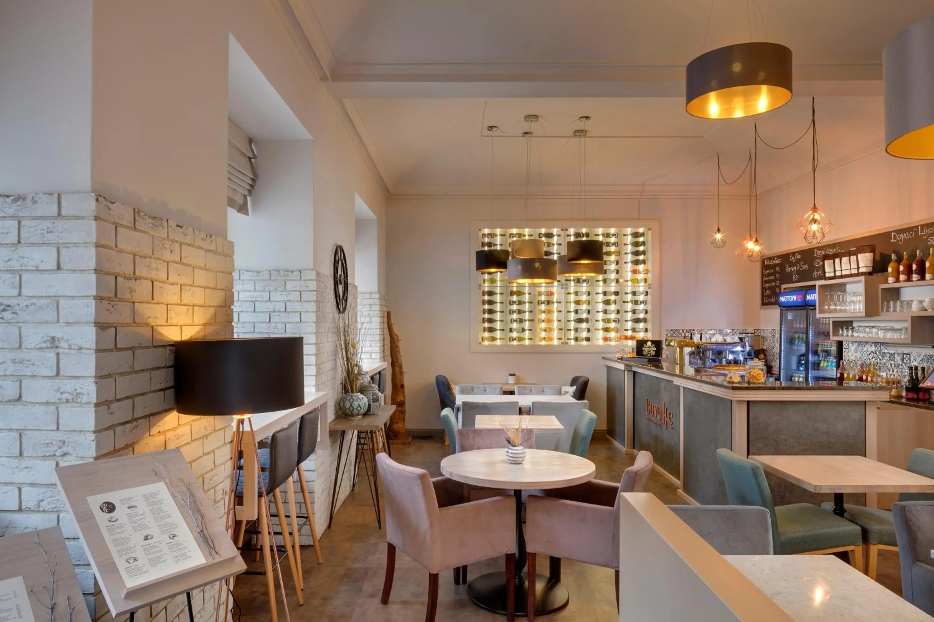 Restaurant/places to eat in Hotel Florenc