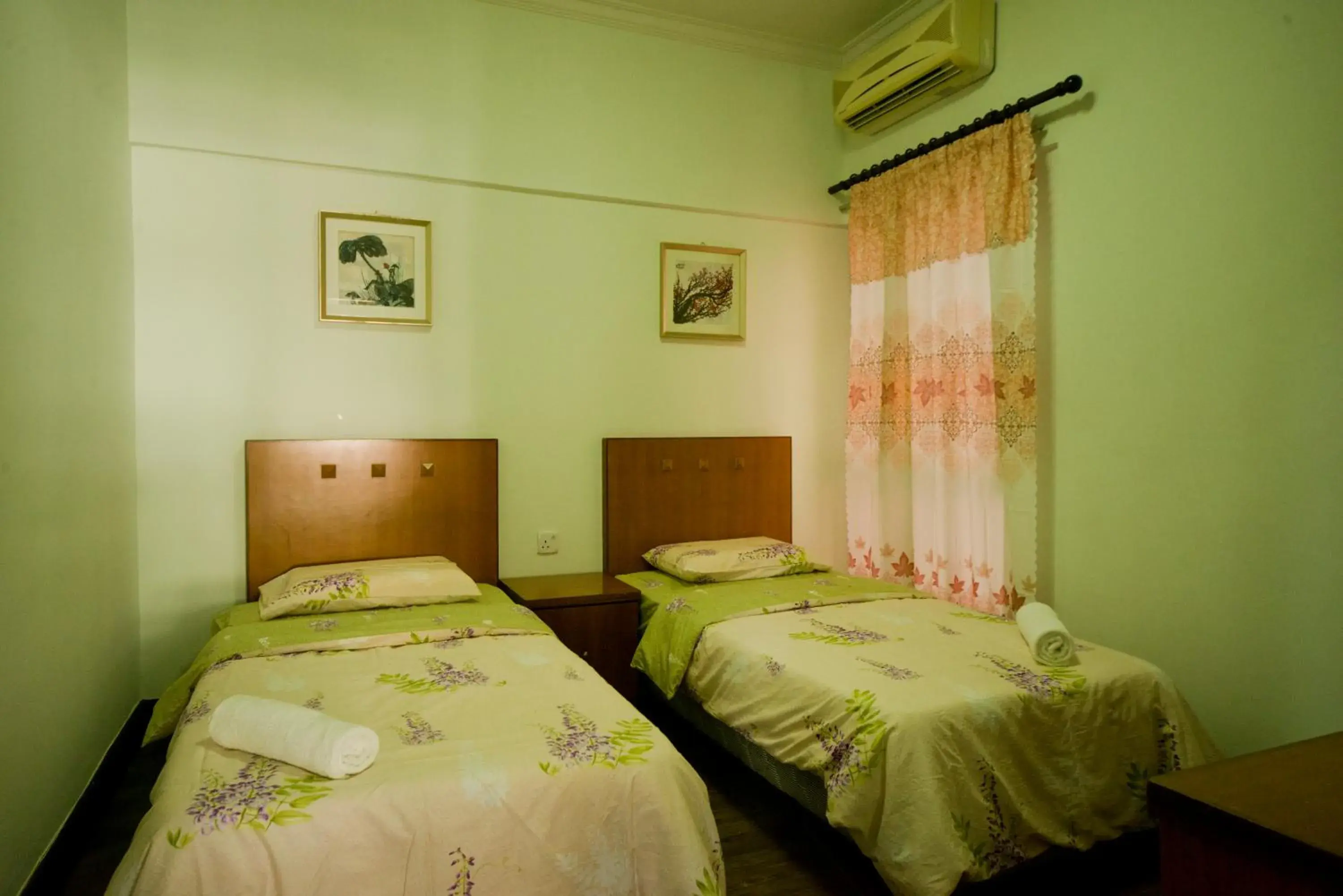 Three-Bedroom Apartment in Nana Marina Court Three-Bedroom Apartment in Nana Marina Court