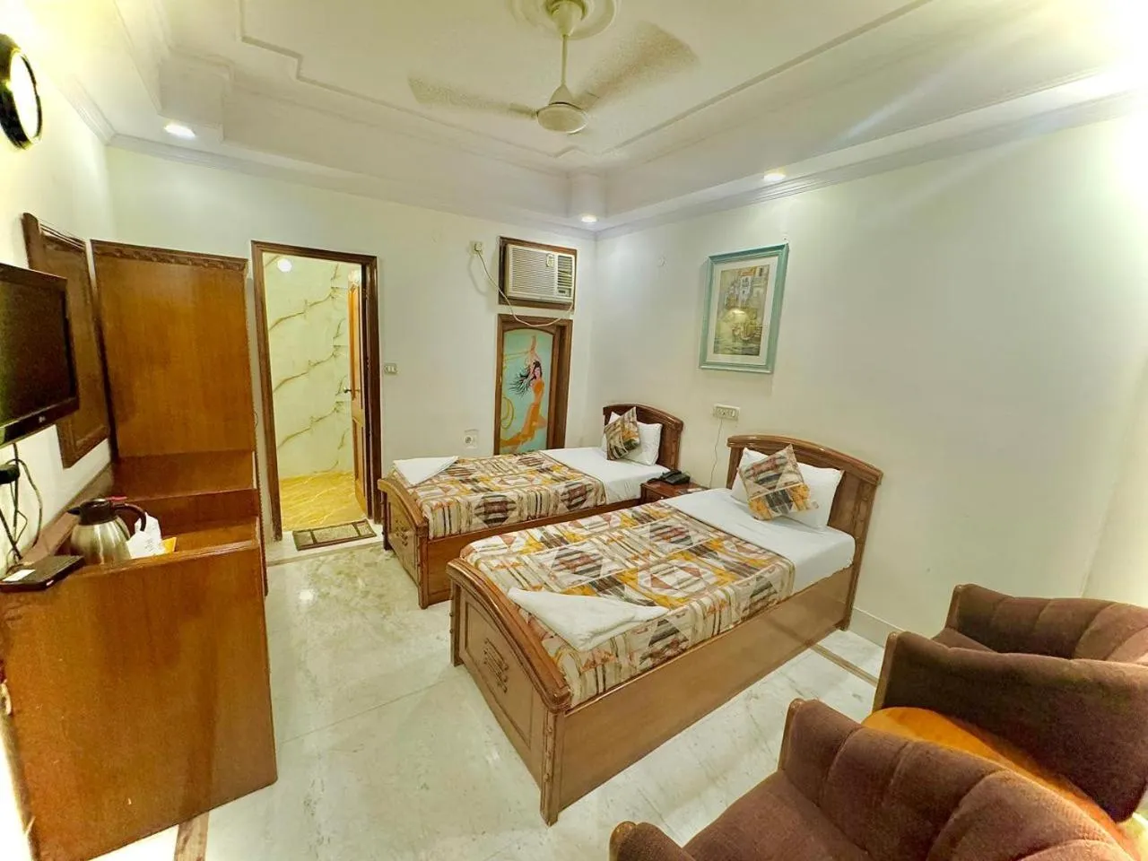 Bed in Hotel Pablas International, New Delhi, Near Metro