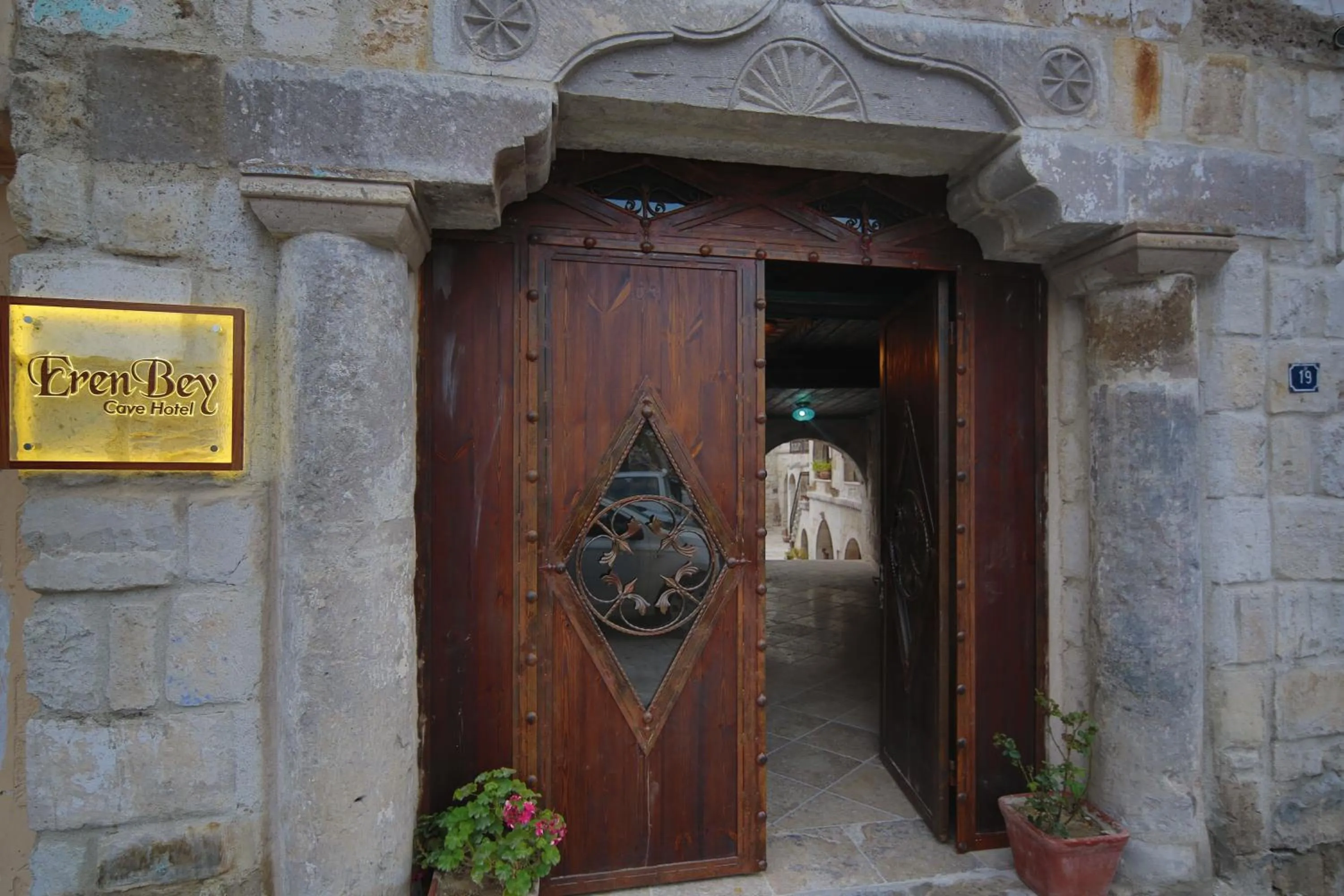 Facade/entrance in Erenbey Cave Hotel Adults Only Plus 12