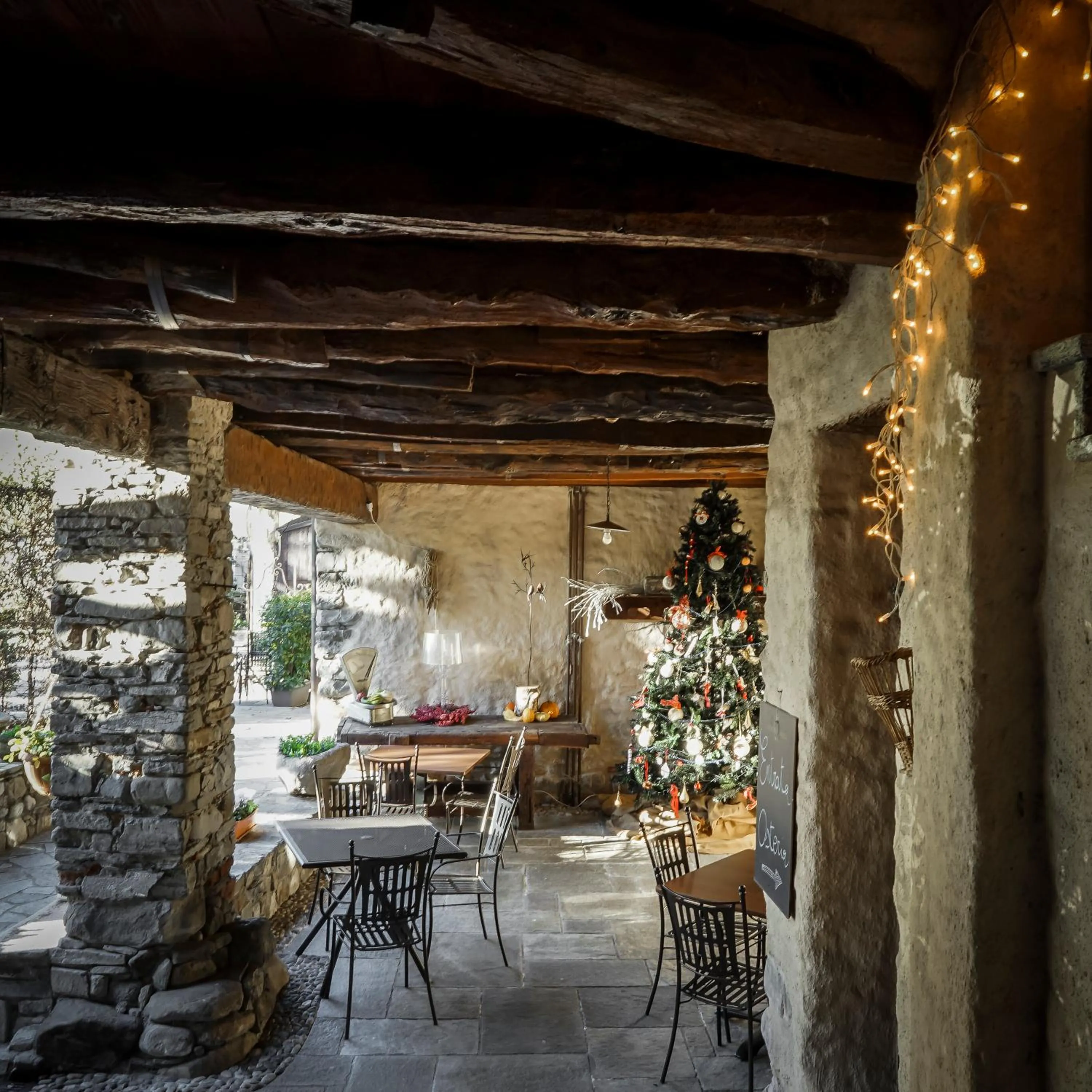 Patio in Locanda Osteria Marascia