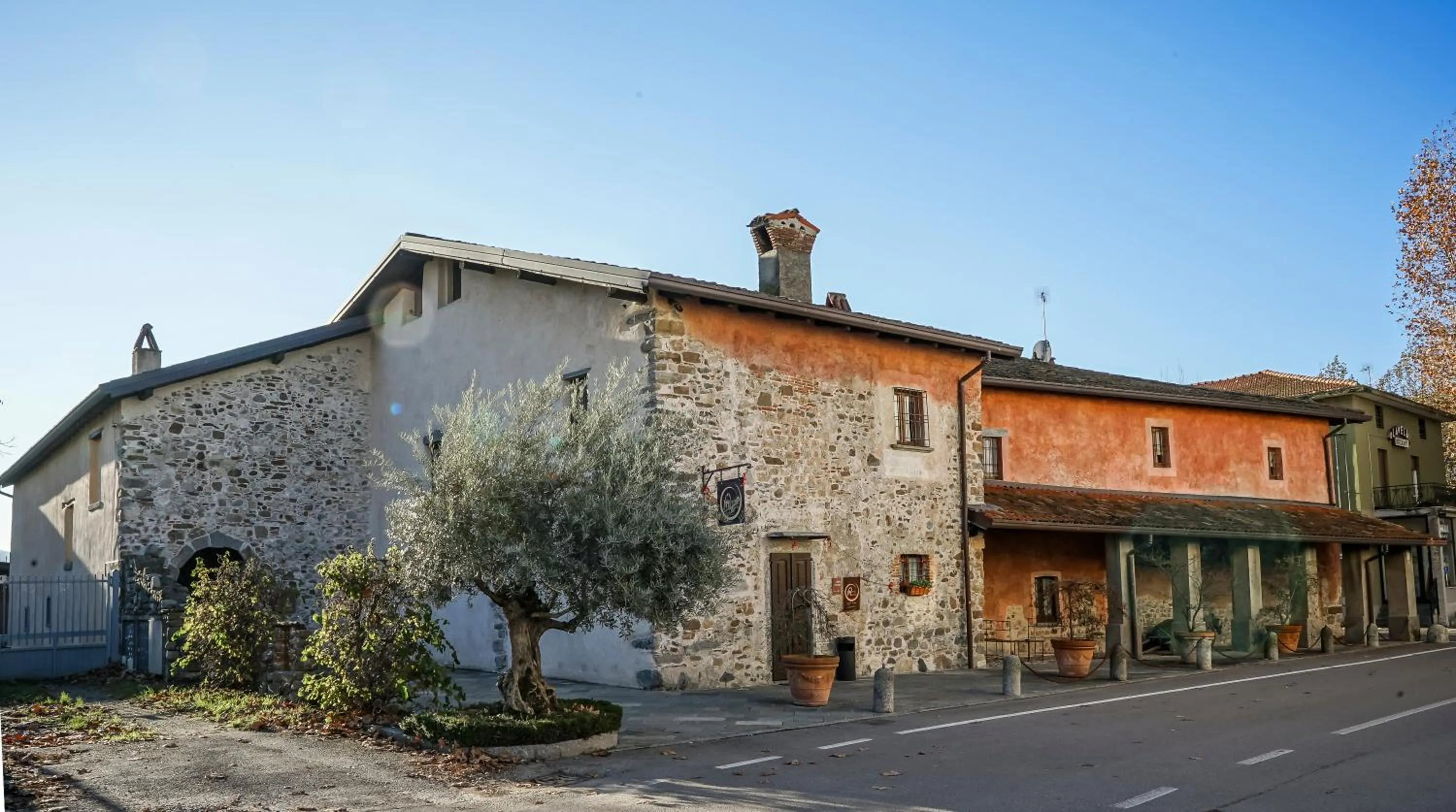 Property building in Locanda Osteria Marascia