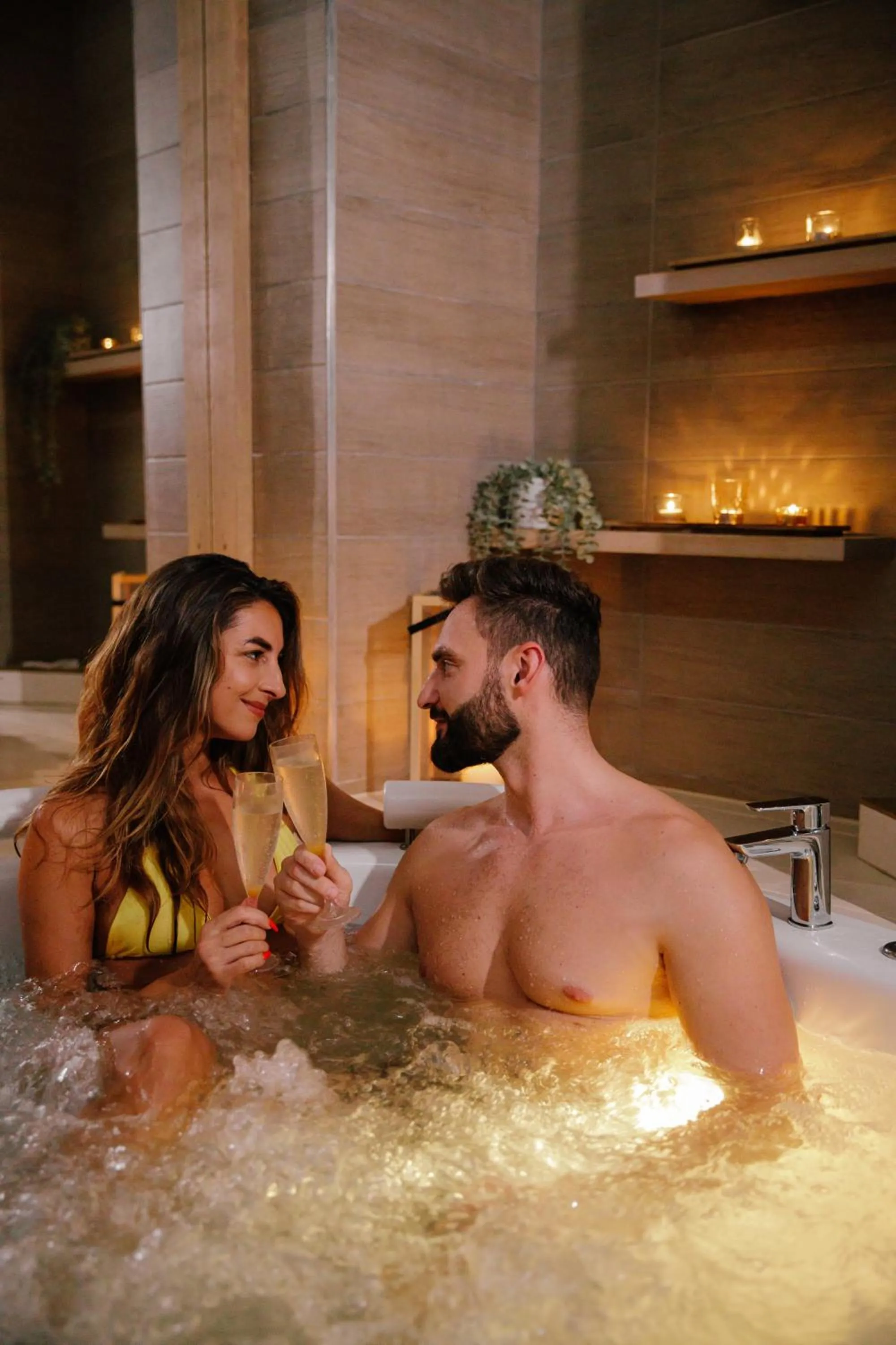 Hot Tub in Absolutum Wellness Hotel