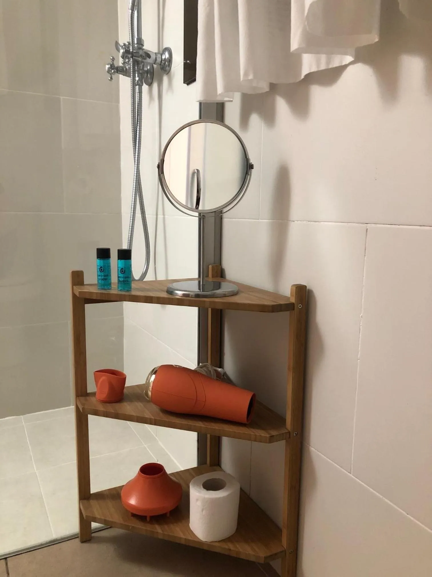 Bathroom in Llar de Capitans