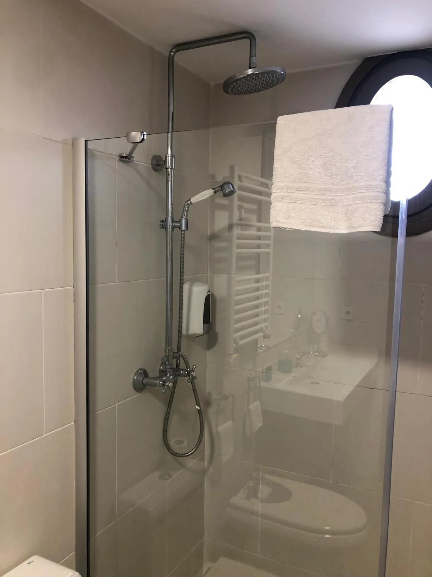 Shower, Bathroom in Llar de Capitans