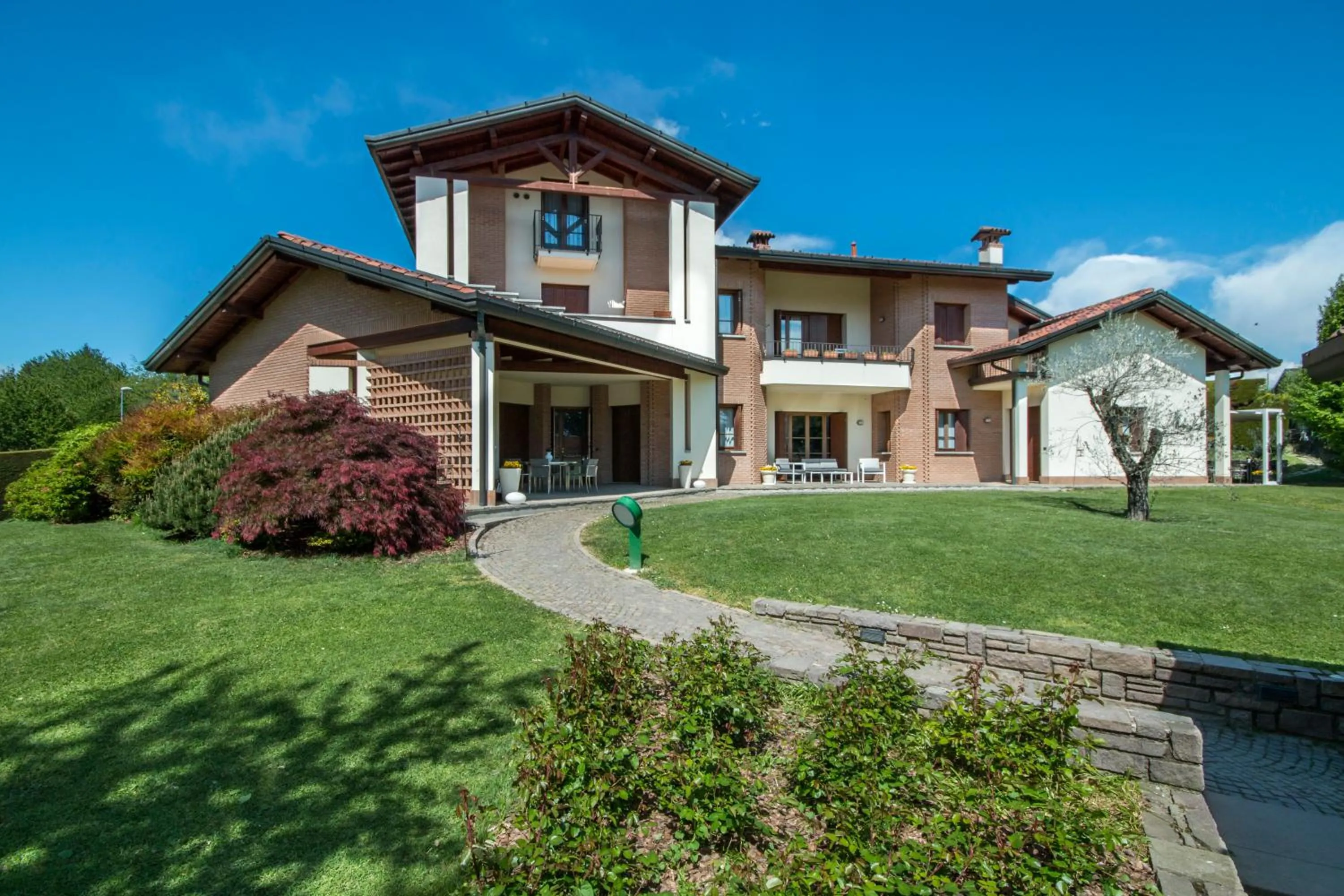 Property building in Casa Ceruti