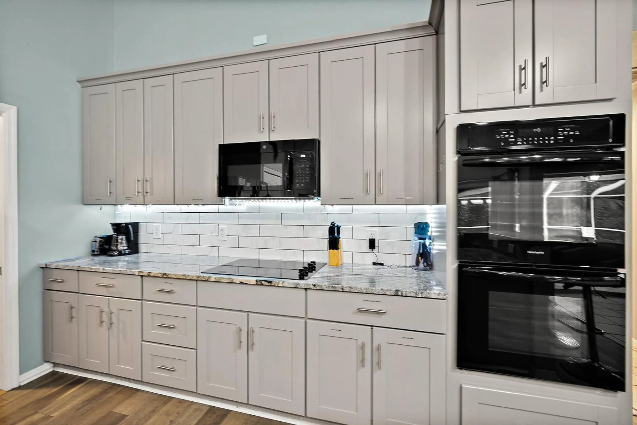 Kitchen or kitchenette in Tropical Escape with Relaxing Heated Pool & Palm Breezes