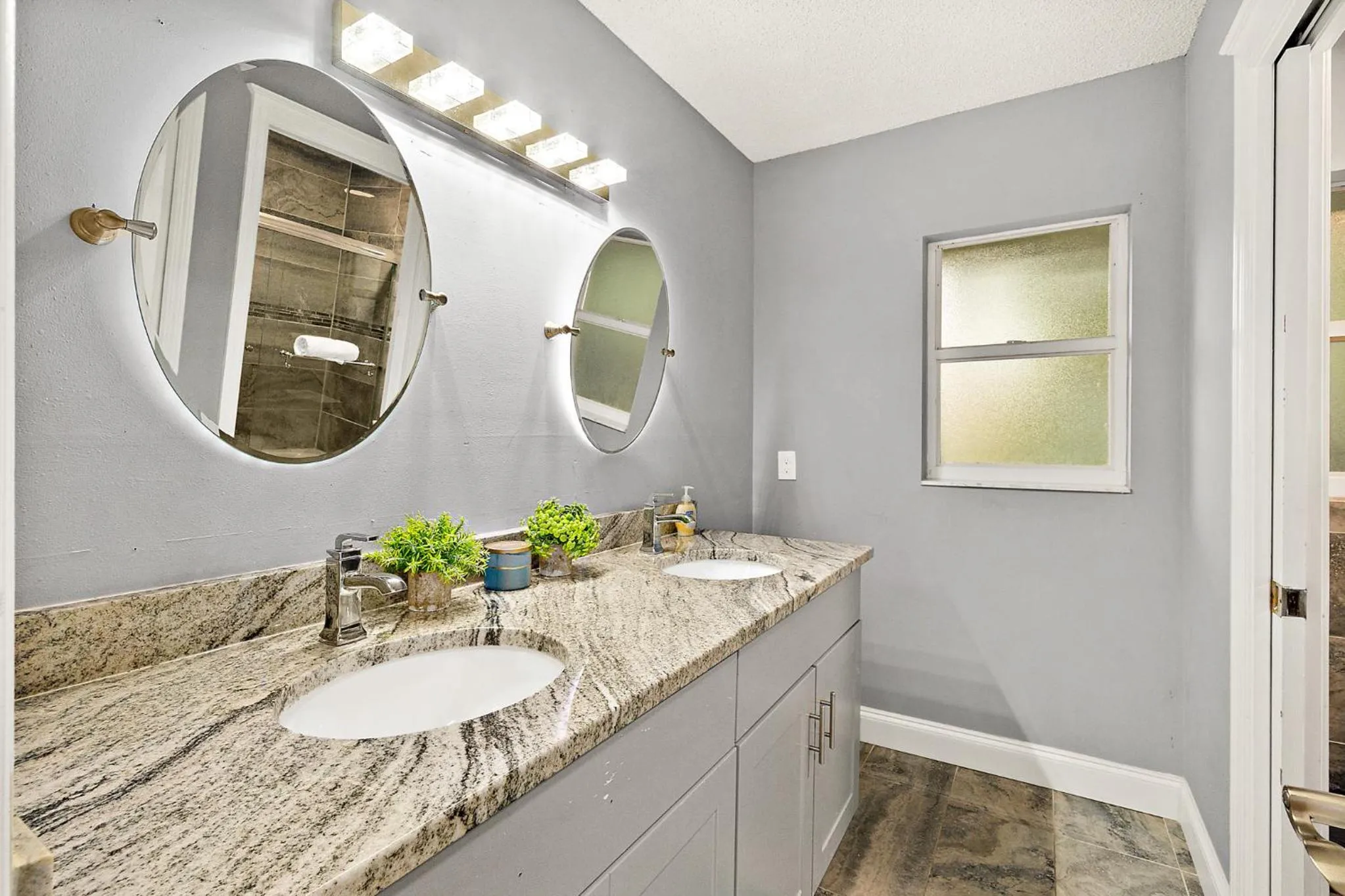 Shower in Tropical Escape with Relaxing Heated Pool & Palm Breezes