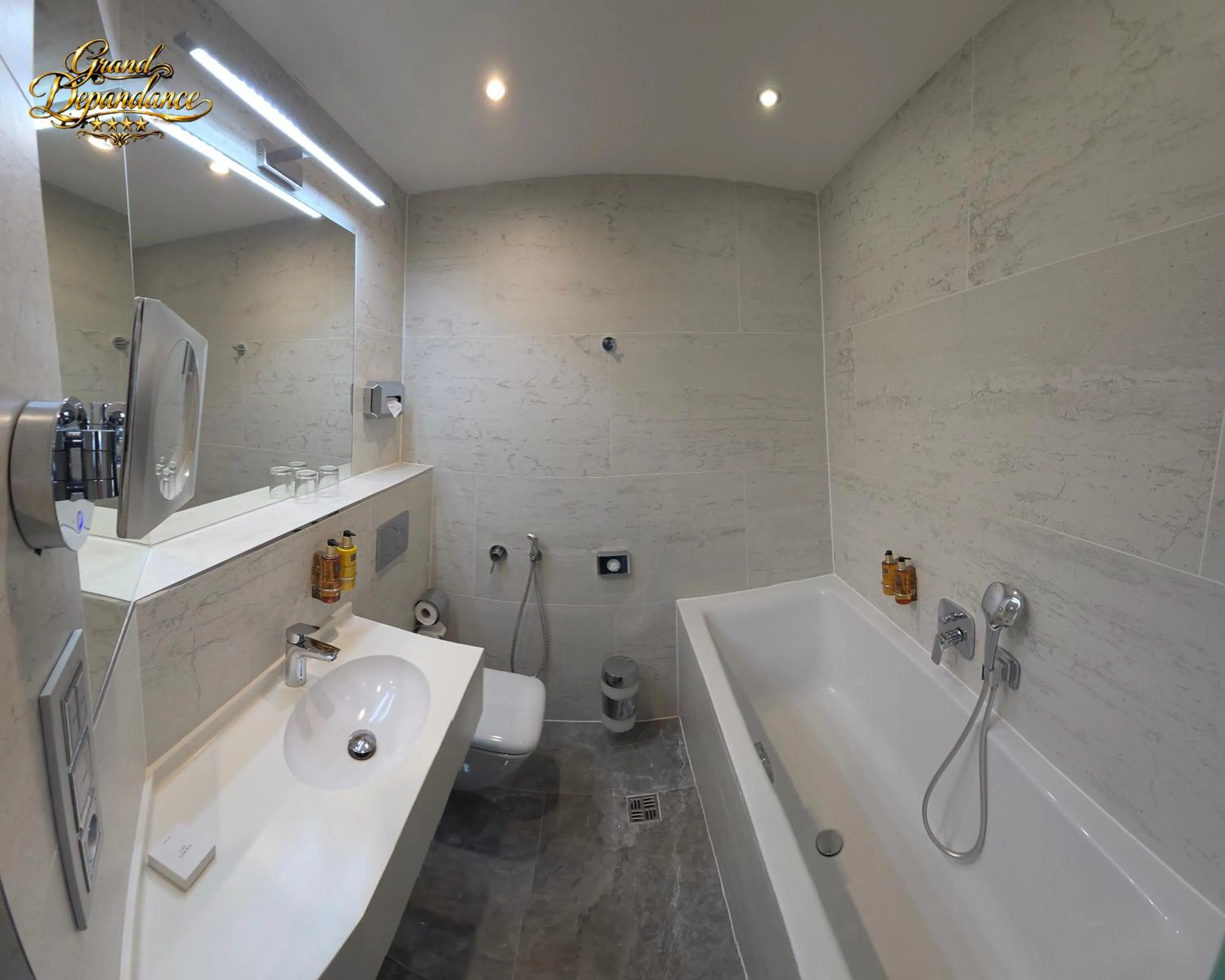 Bathroom in Hotel Grand