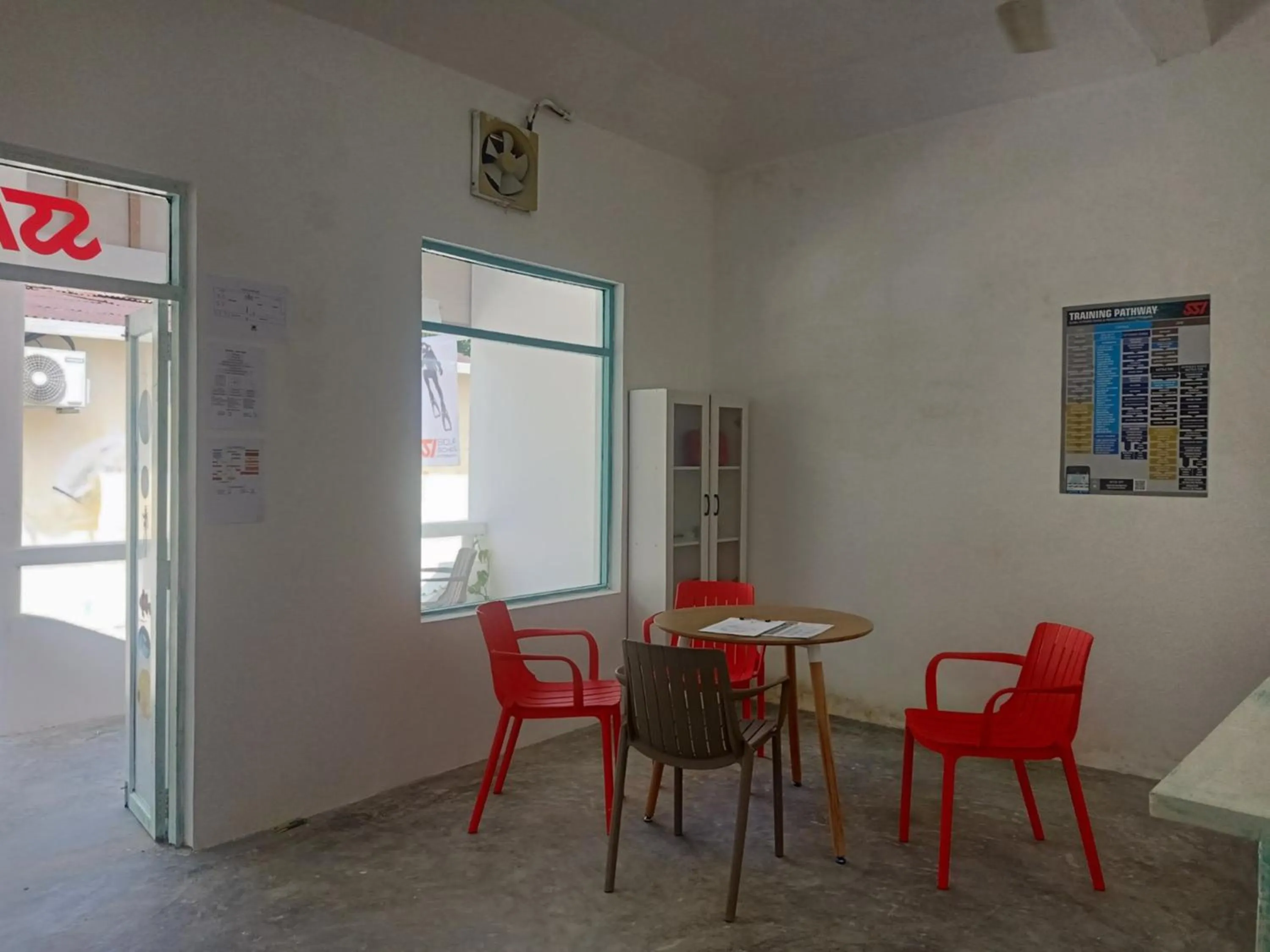 Diving in Fins Dive and Leisure Hotel