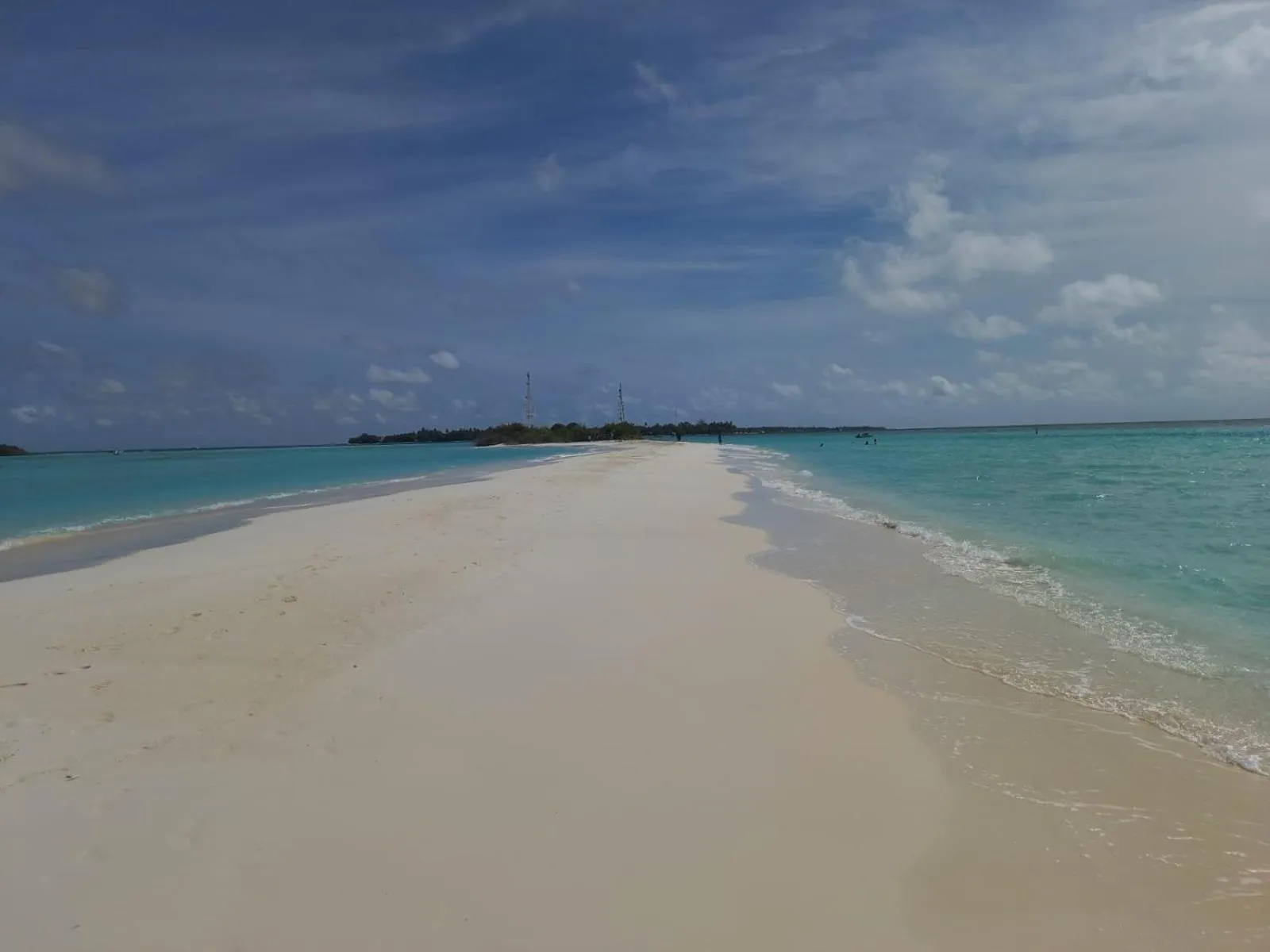 Beach in Fins Dive and Leisure Hotel