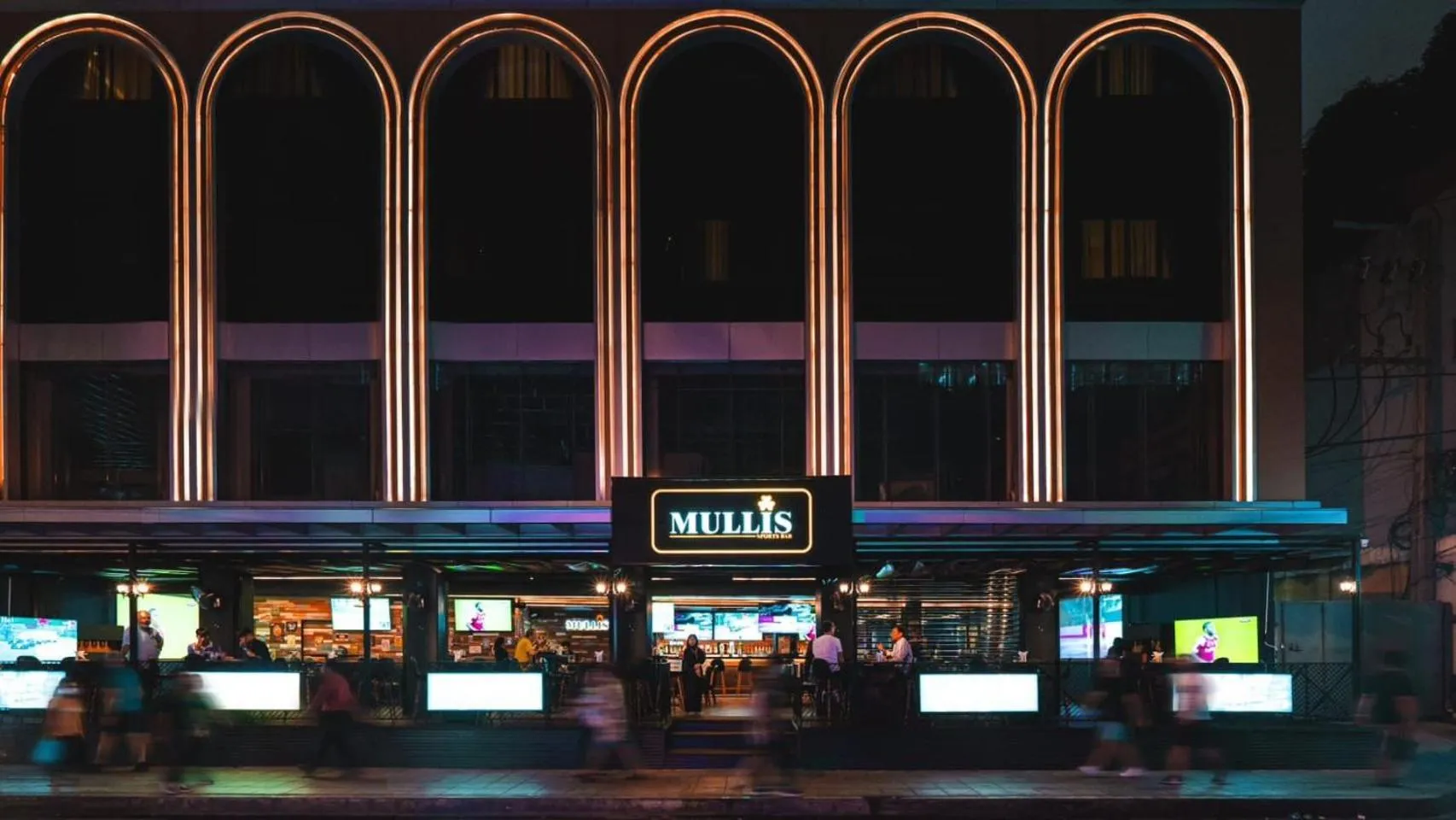 Restaurant/places to eat in Aira Hotel Bangkok Sukhumvit 11