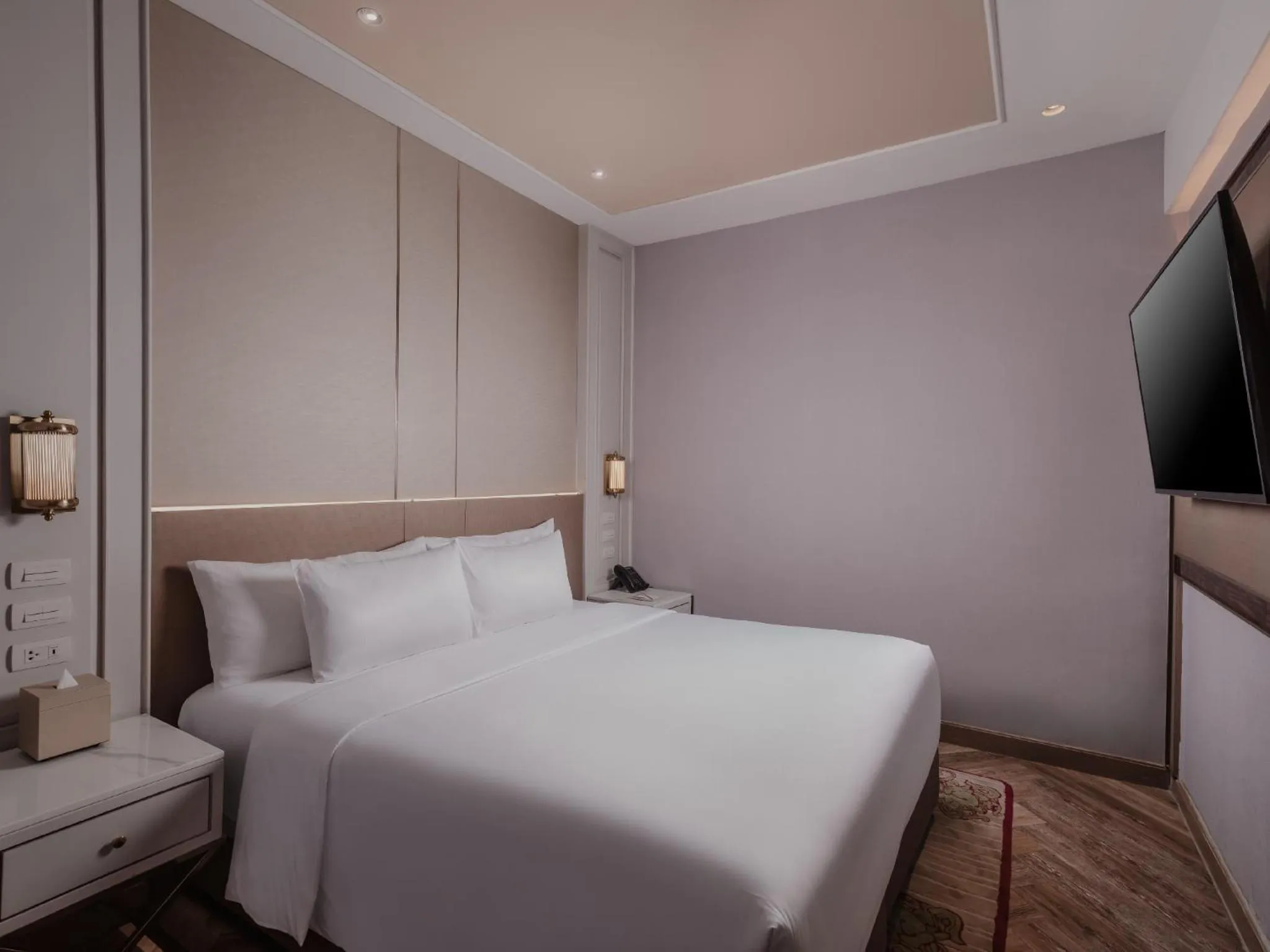 Bed in Aira Hotel Bangkok Sukhumvit 11