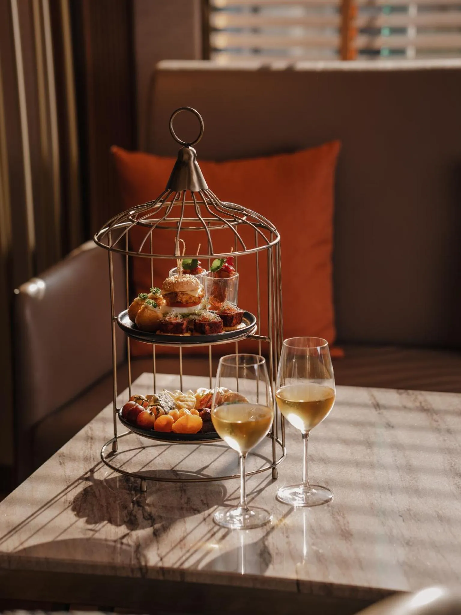 Food and drinks in Aira Hotel Bangkok Sukhumvit 11