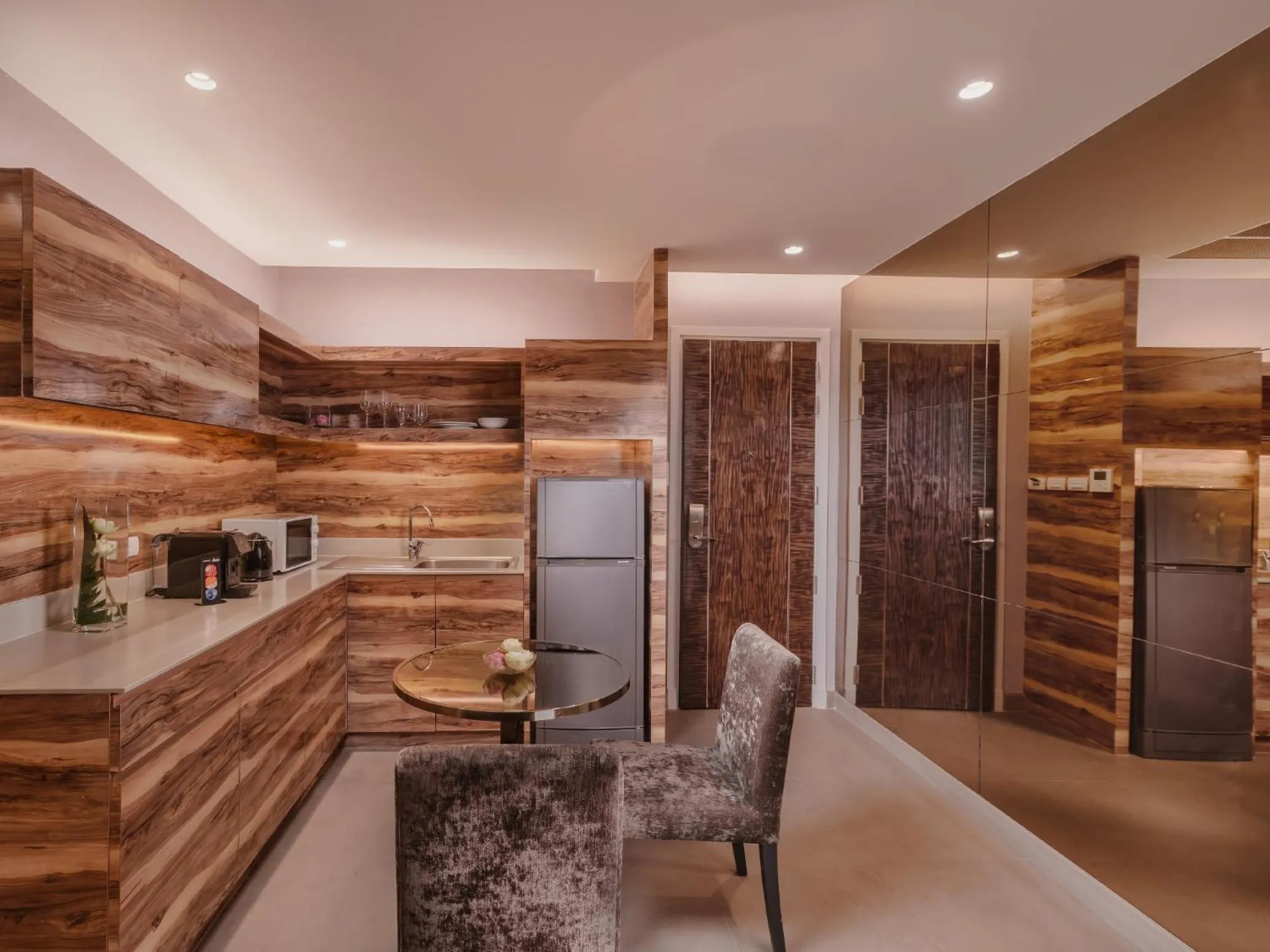 Coffee/tea facilities in Aira Hotel Bangkok Sukhumvit 11