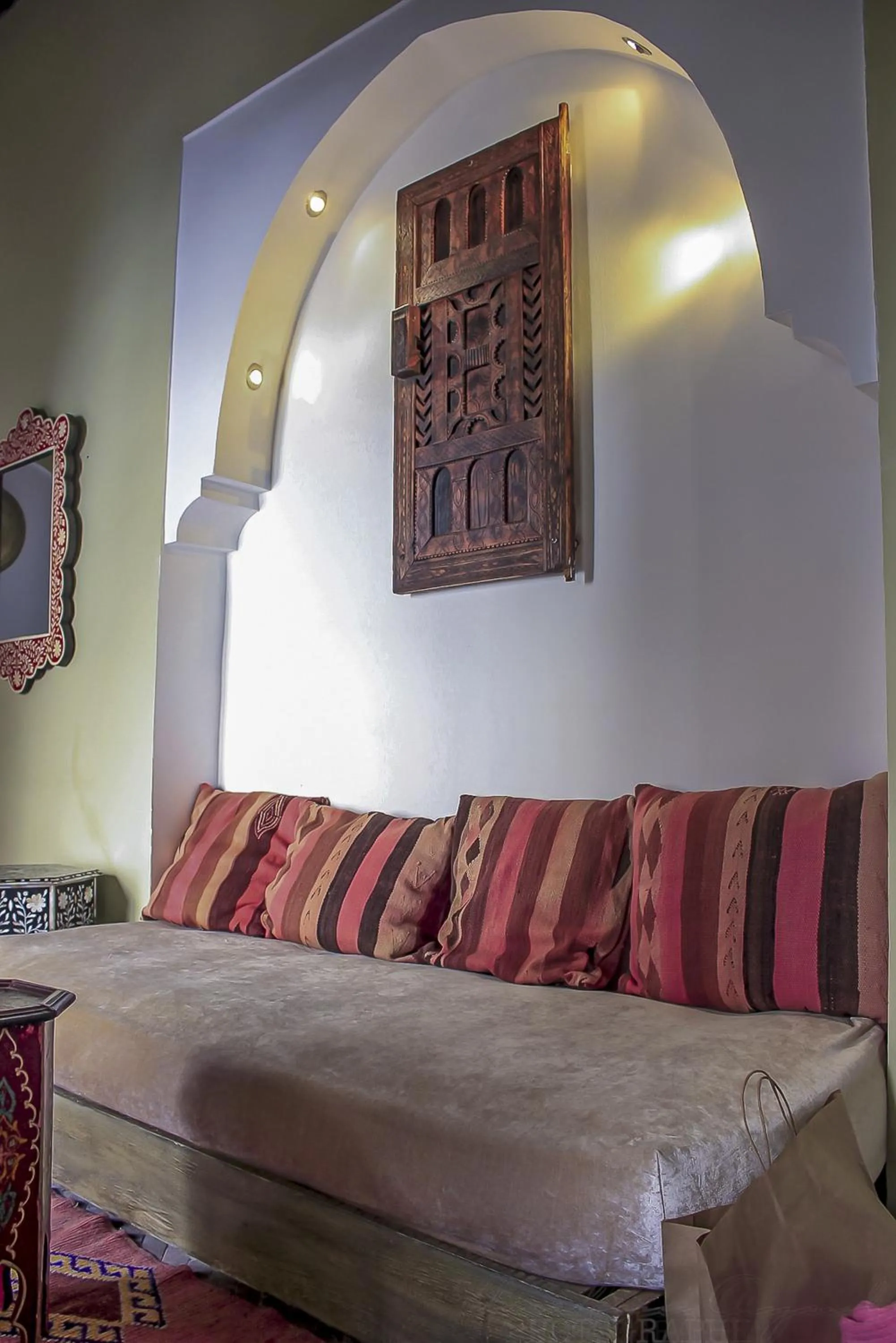 Living room, Bed in Riad Dar Habiba by Garden Wonders