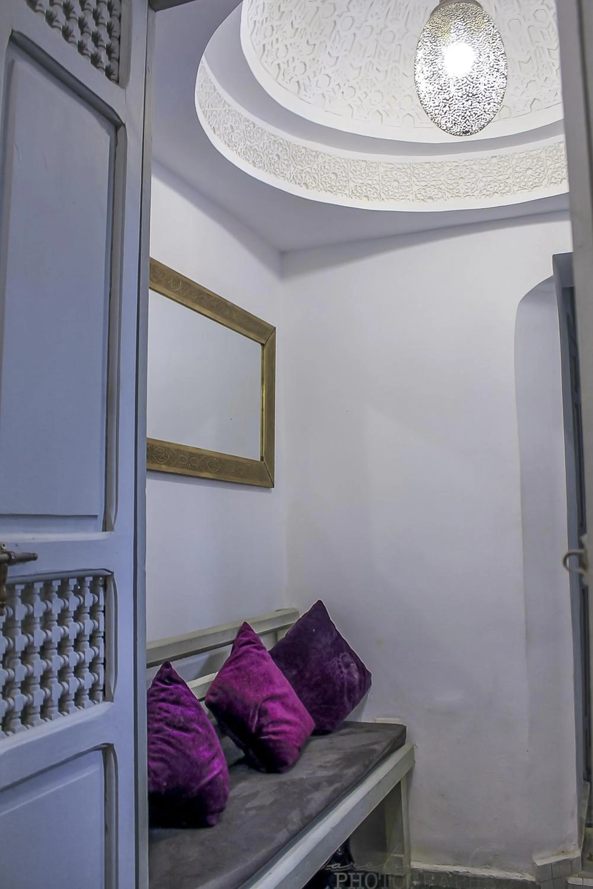 Living room, Bed in Riad Dar Habiba by Garden Wonders