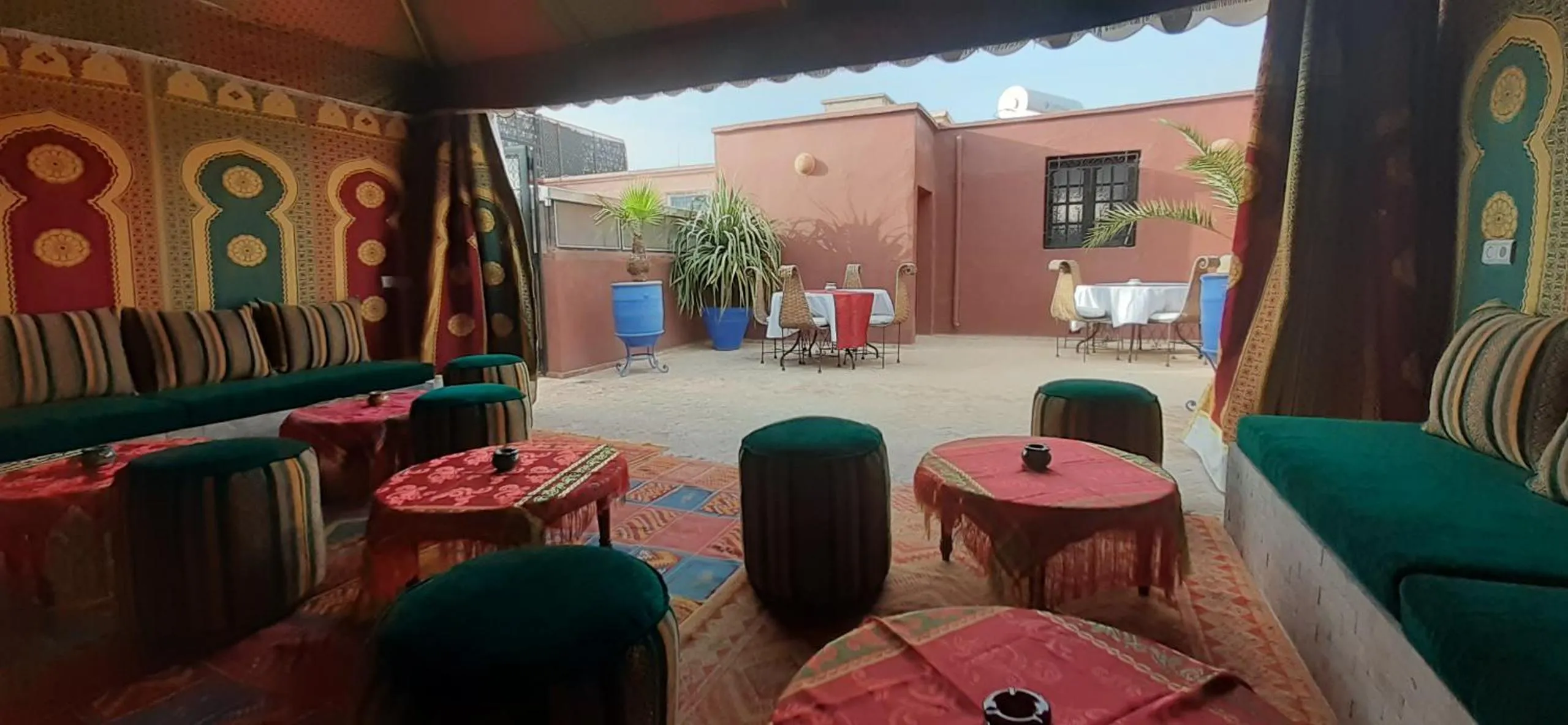 Restaurant/places to eat in Riad l'Escale de Marrakech