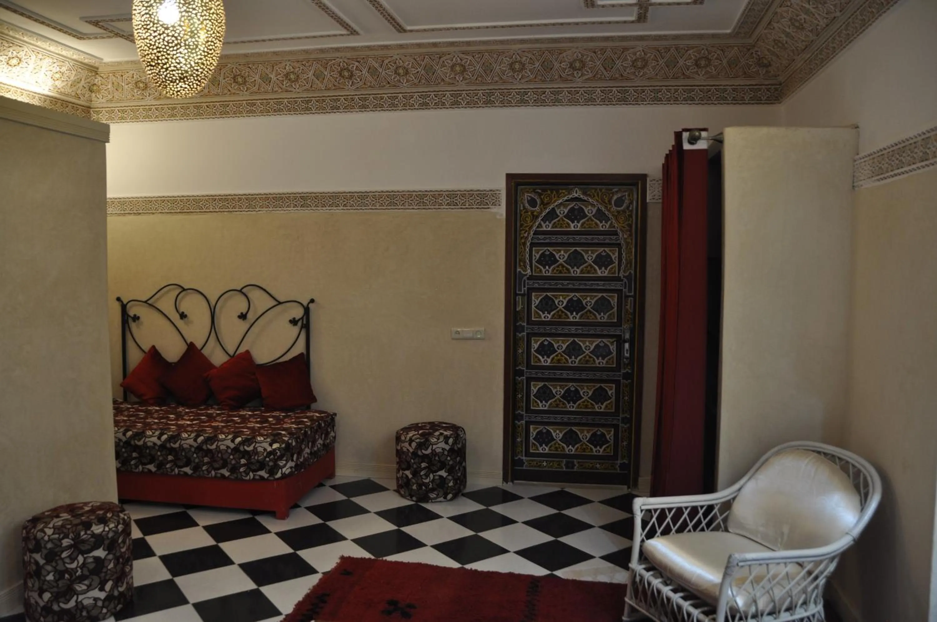 Seating area, Bed in Riad l'Escale de Marrakech