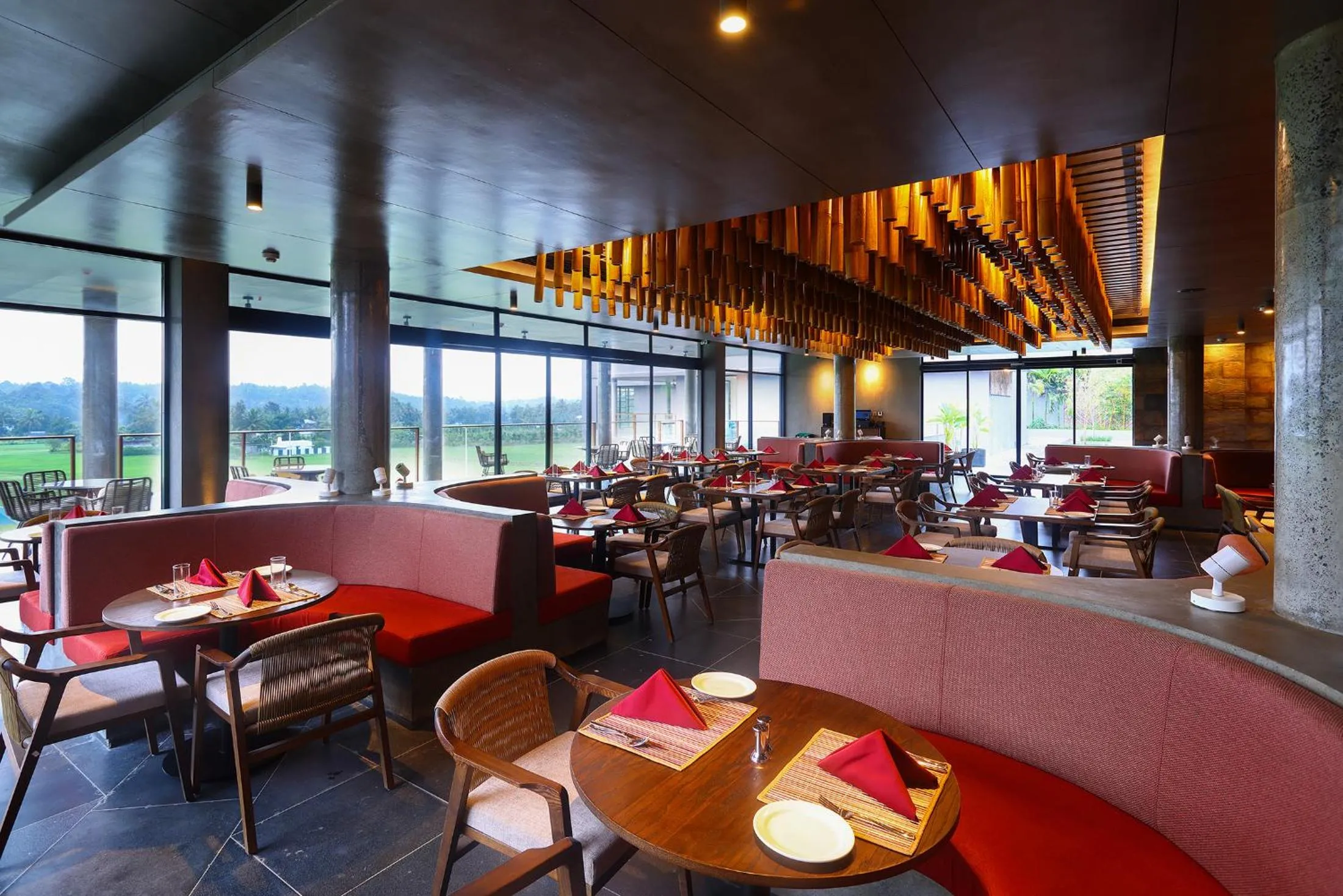 Restaurant/places to eat in Saptha Resort and Spa