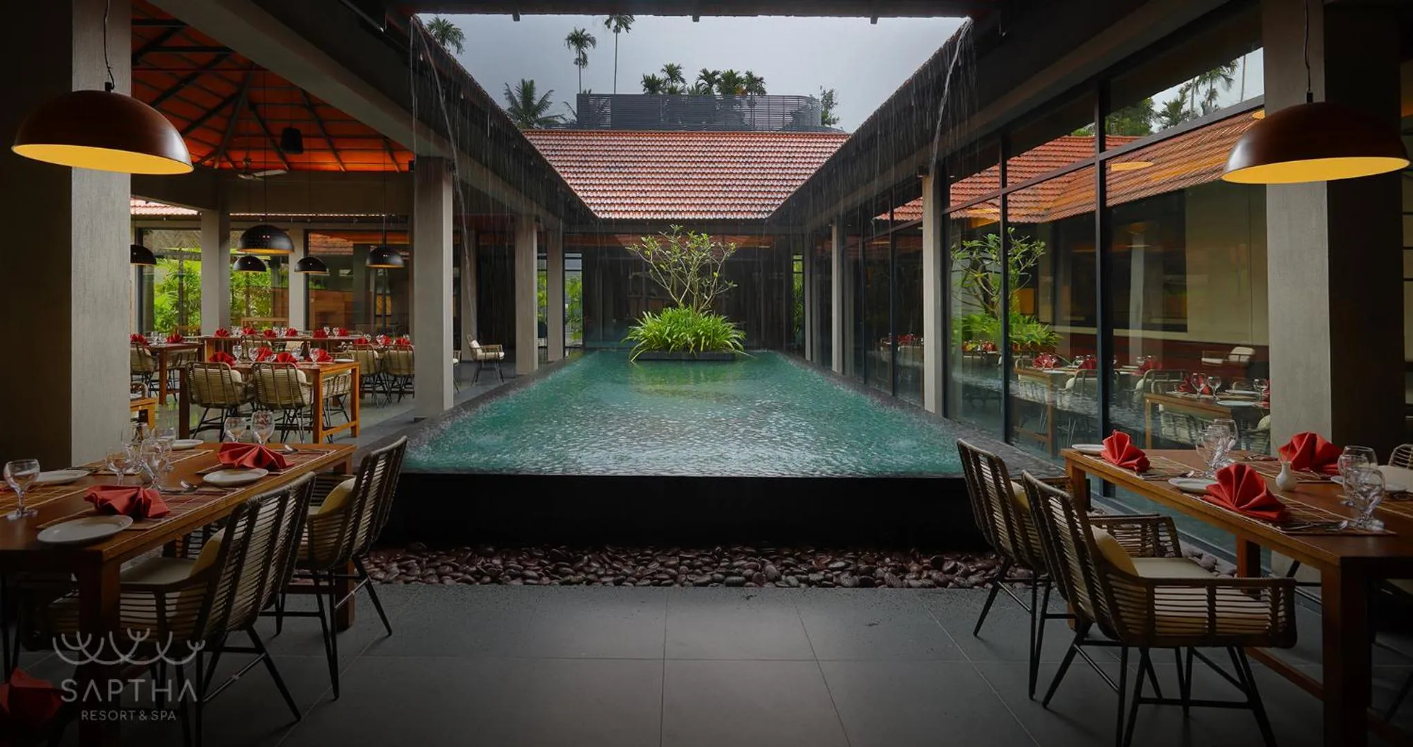 Restaurant/places to eat in Saptha Resort and Spa