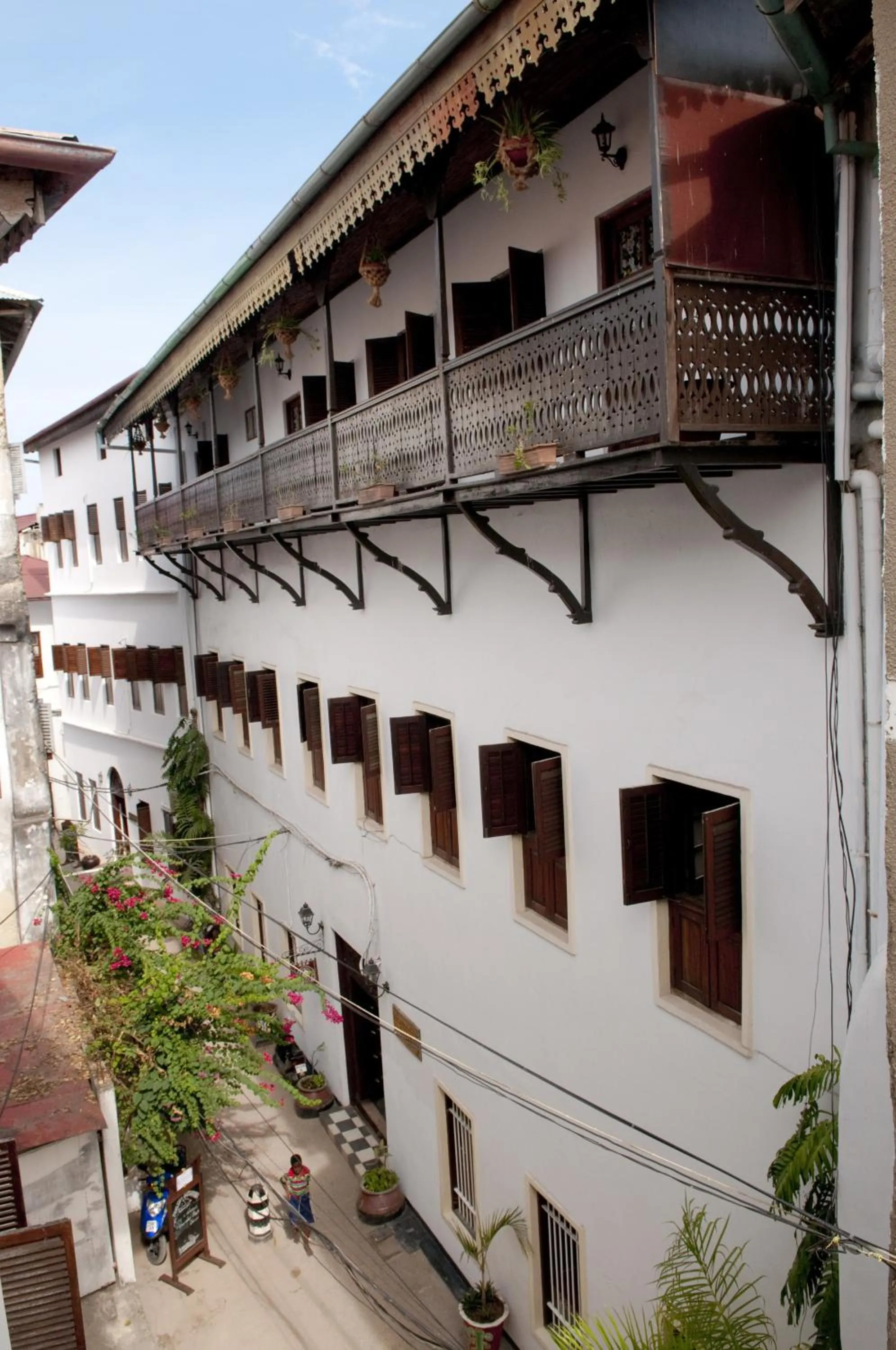Facade/entrance in Dhow Palace Hotel