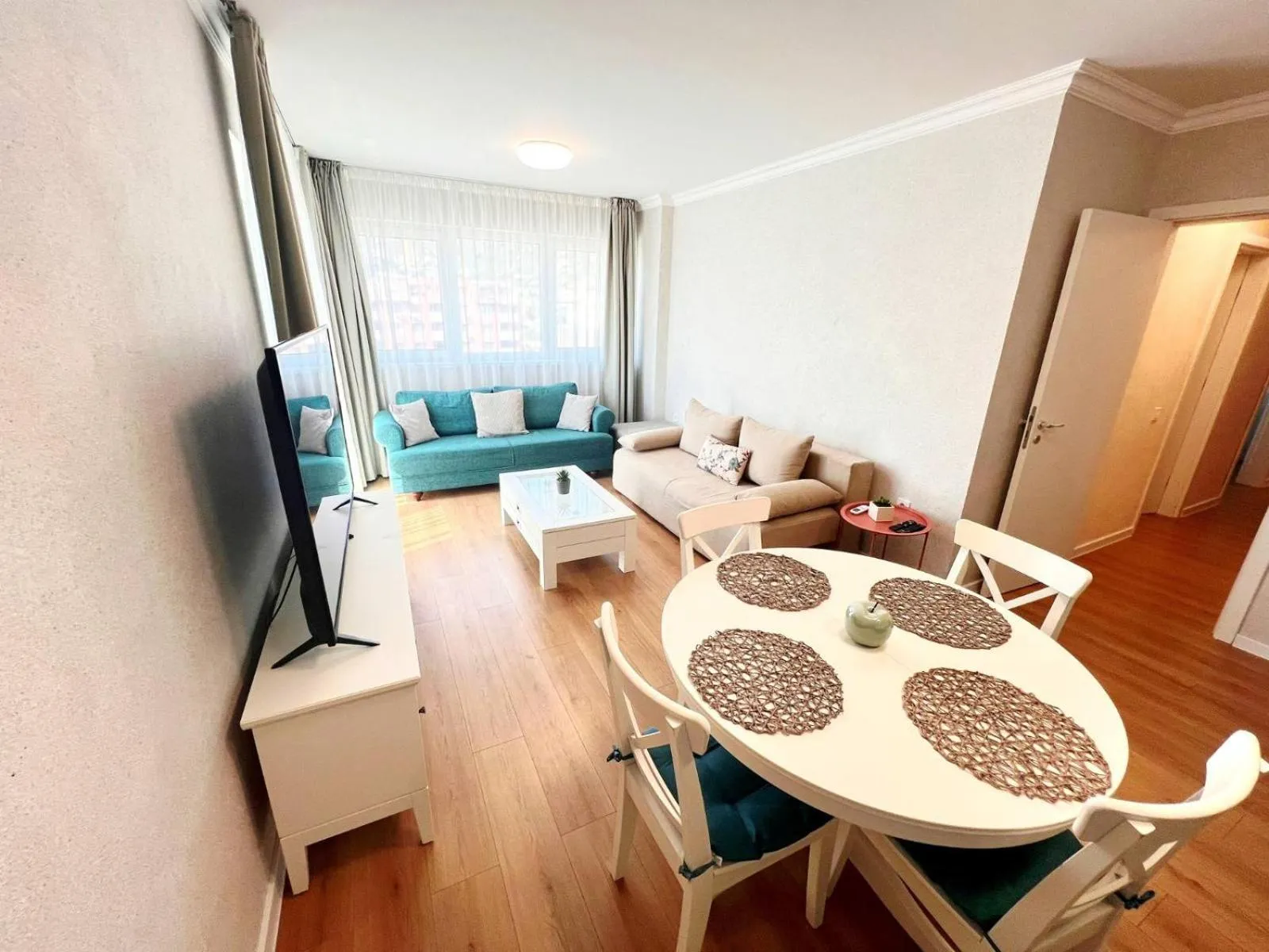 TV and multimedia in PAPAYA APARTMENTS