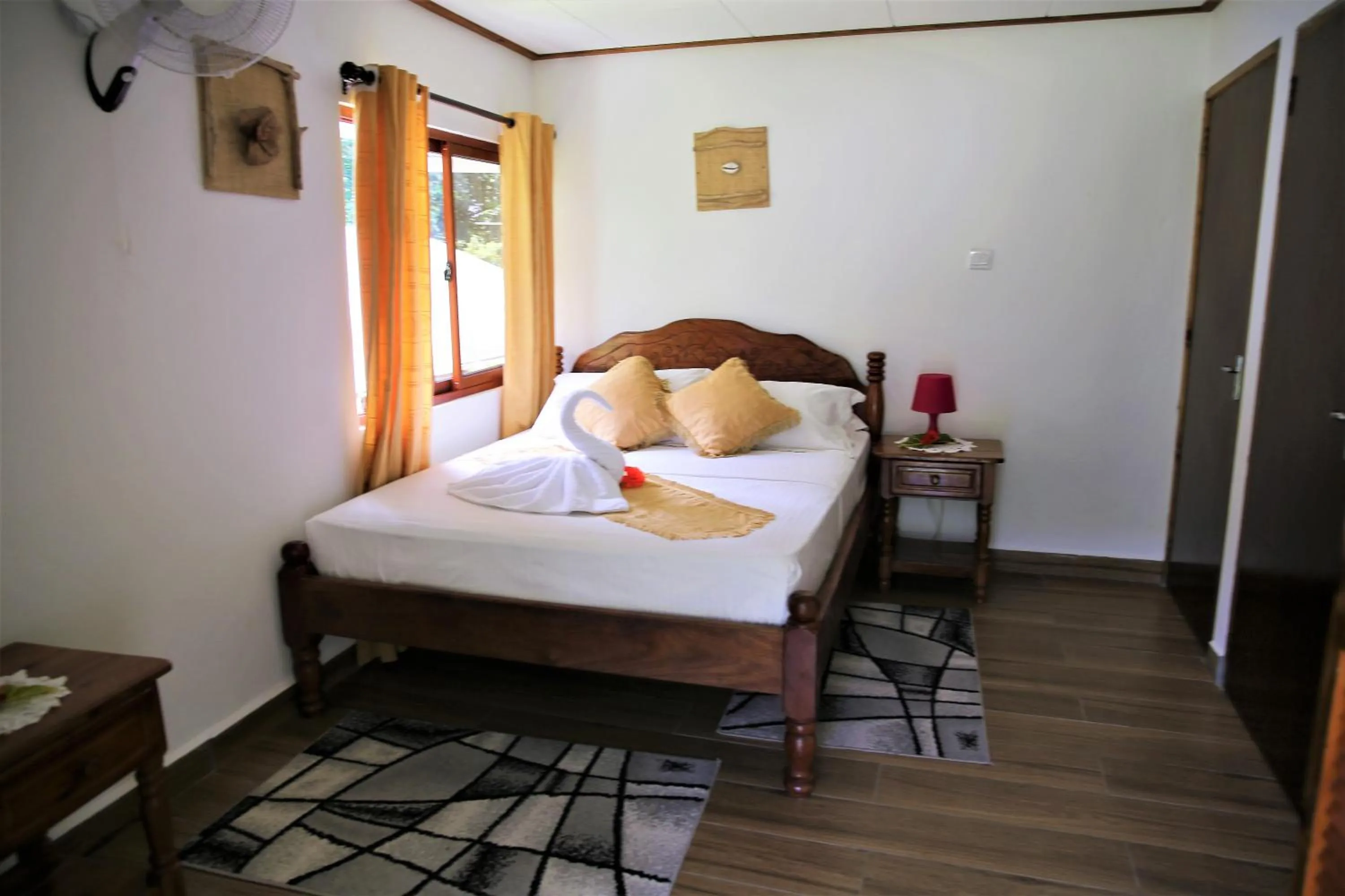 Bed in Tannette Villa