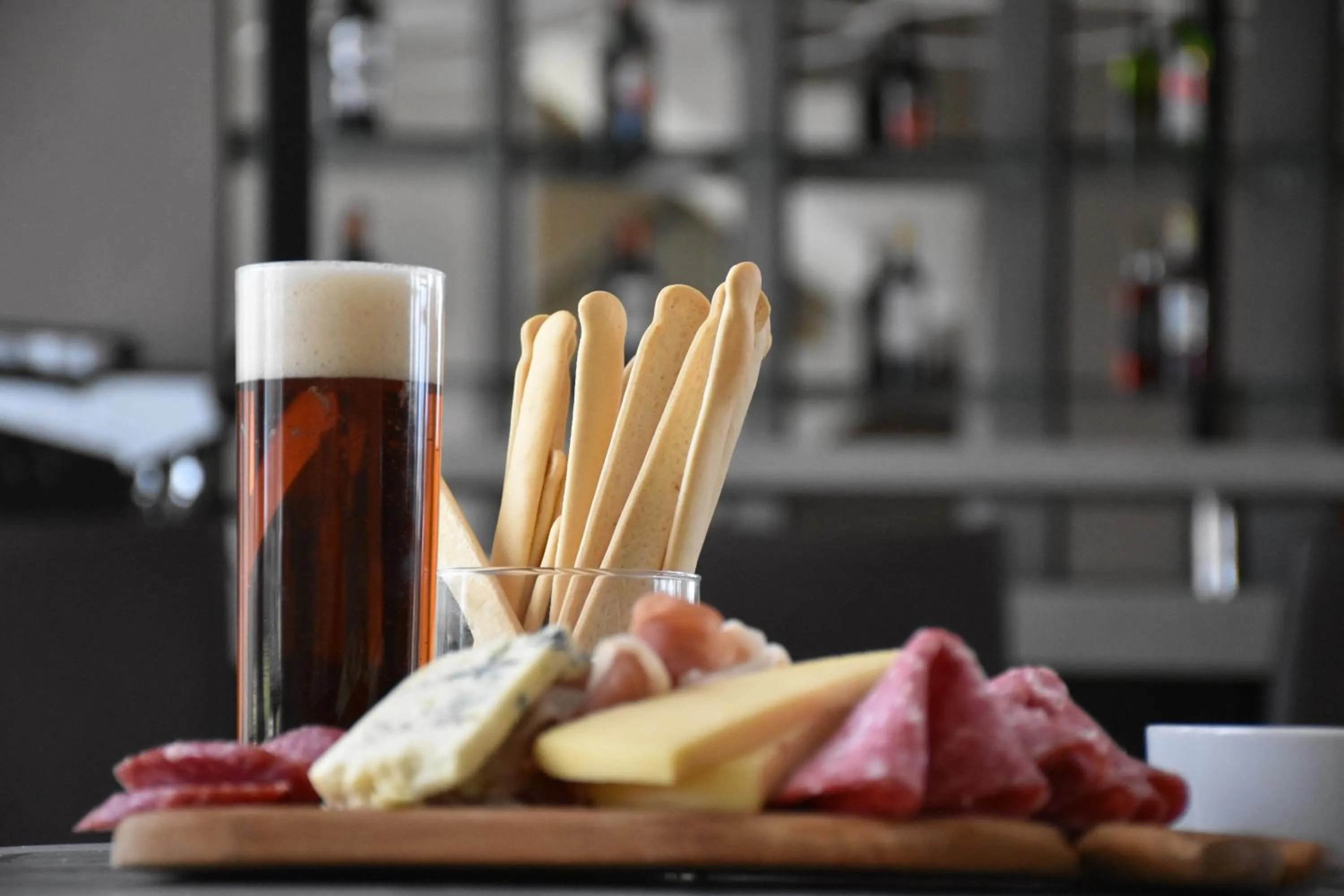 Food and drinks in Days Inn Zarate