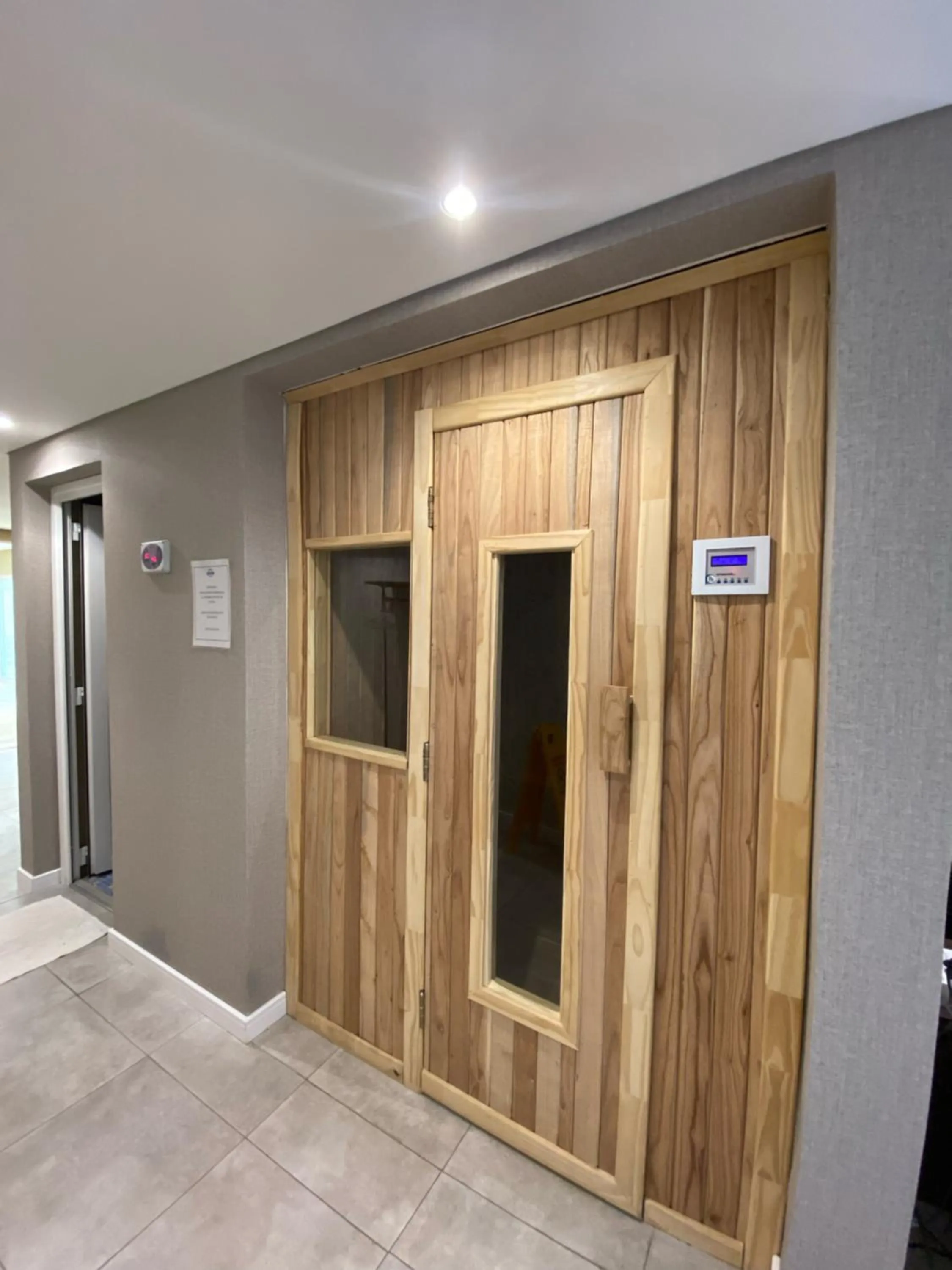 Spa and wellness centre/facilities in Days Inn Zarate