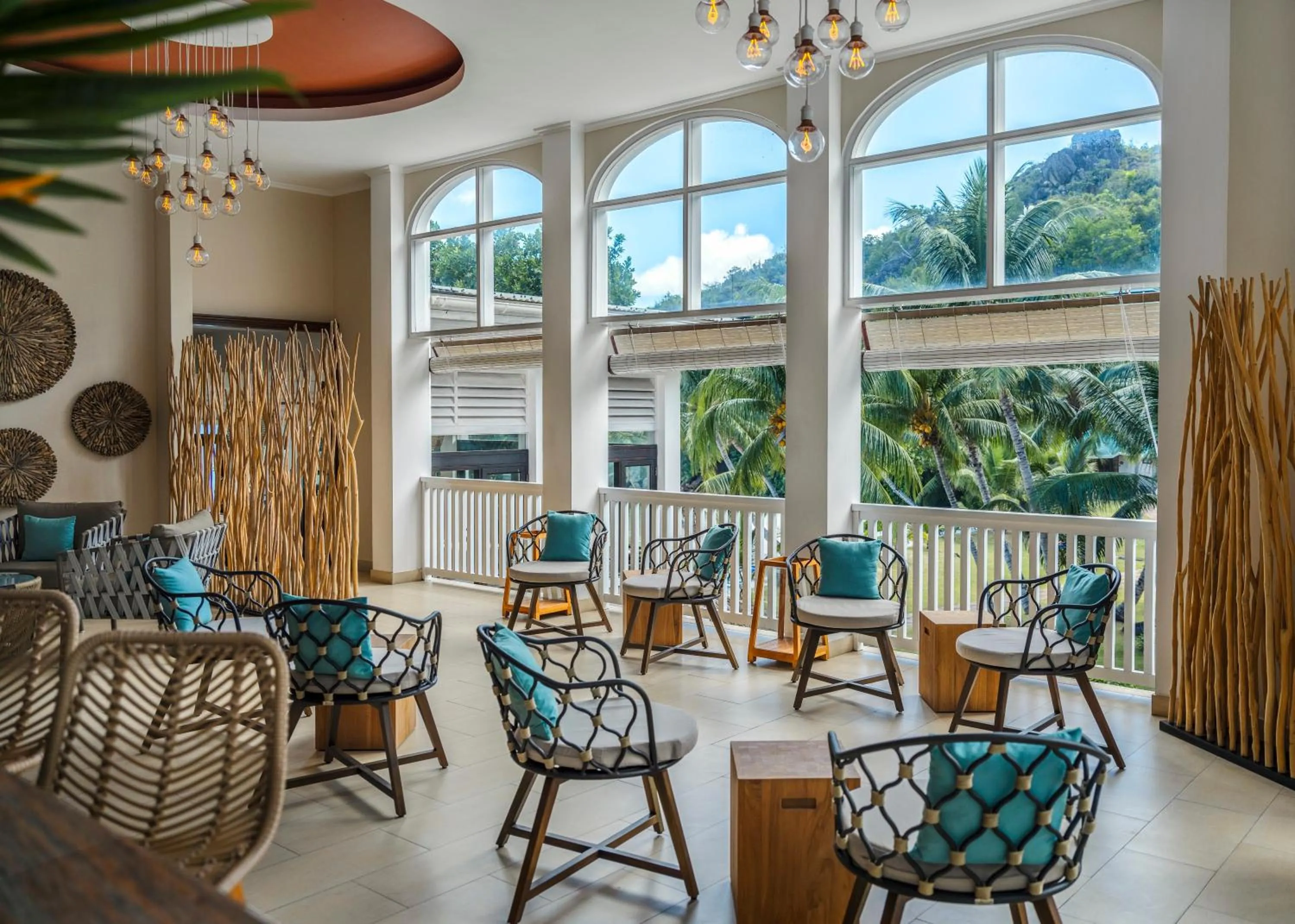 Lounge or bar in Hotel L'Archipel