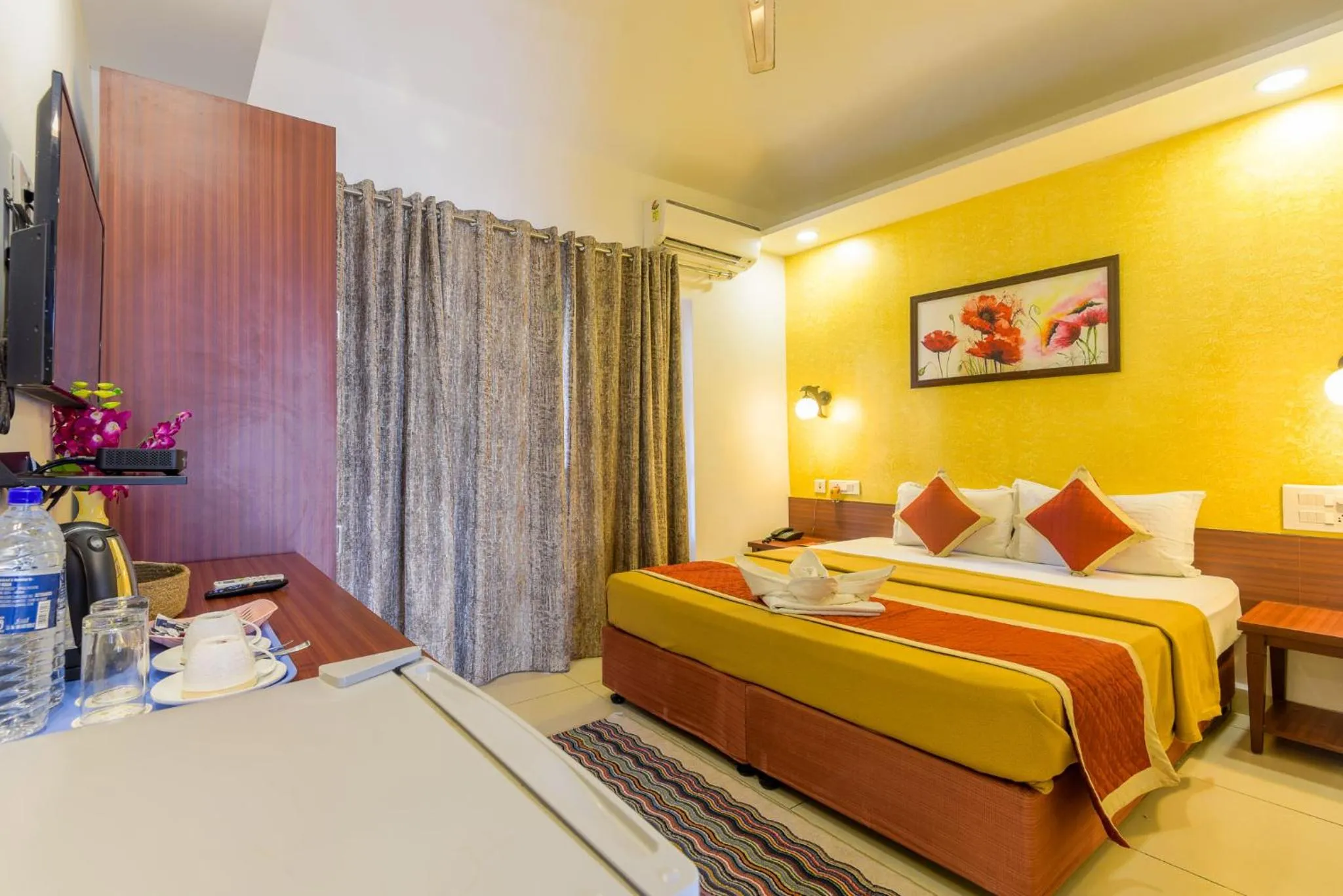 Bedroom, Bed in Grande Ave Maria Resort