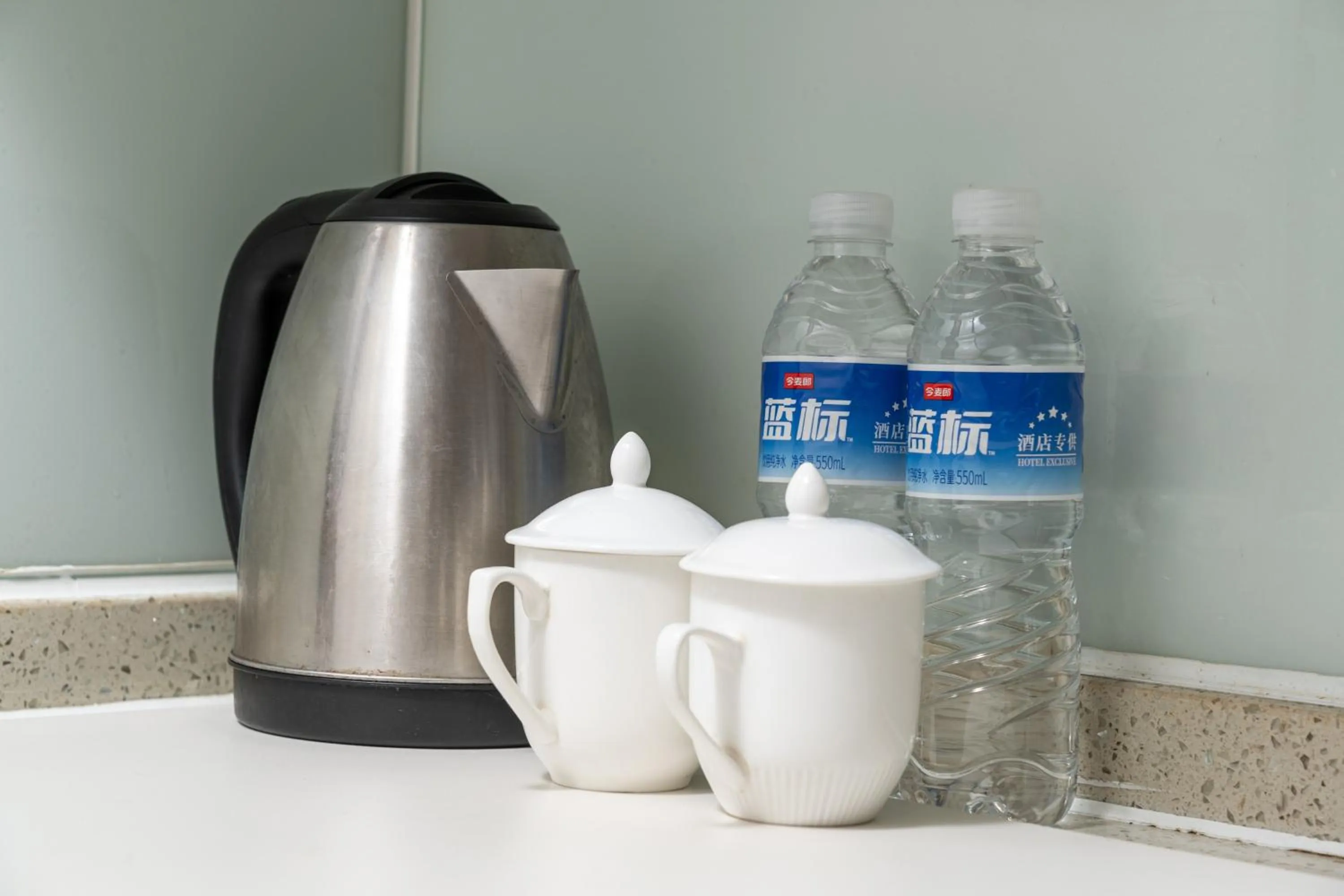 Grand Continental Apartment