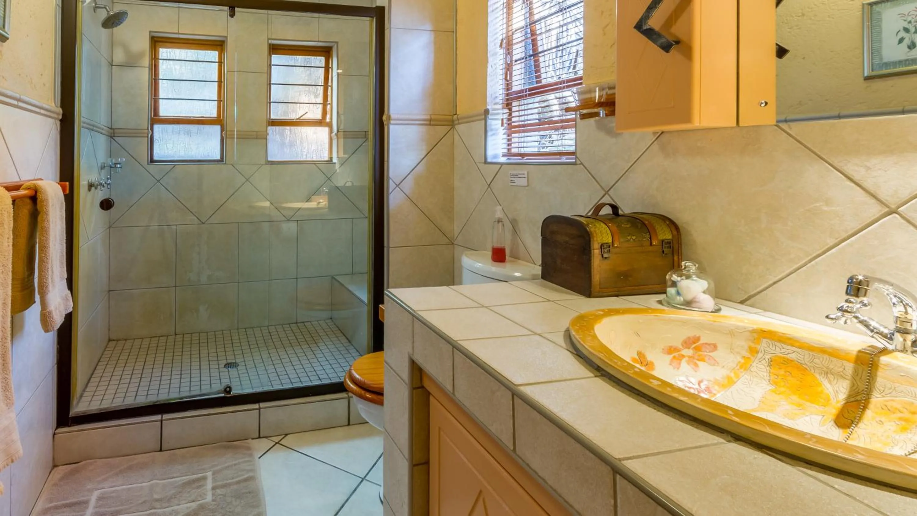 Bathroom in Jörn's Gästehaus