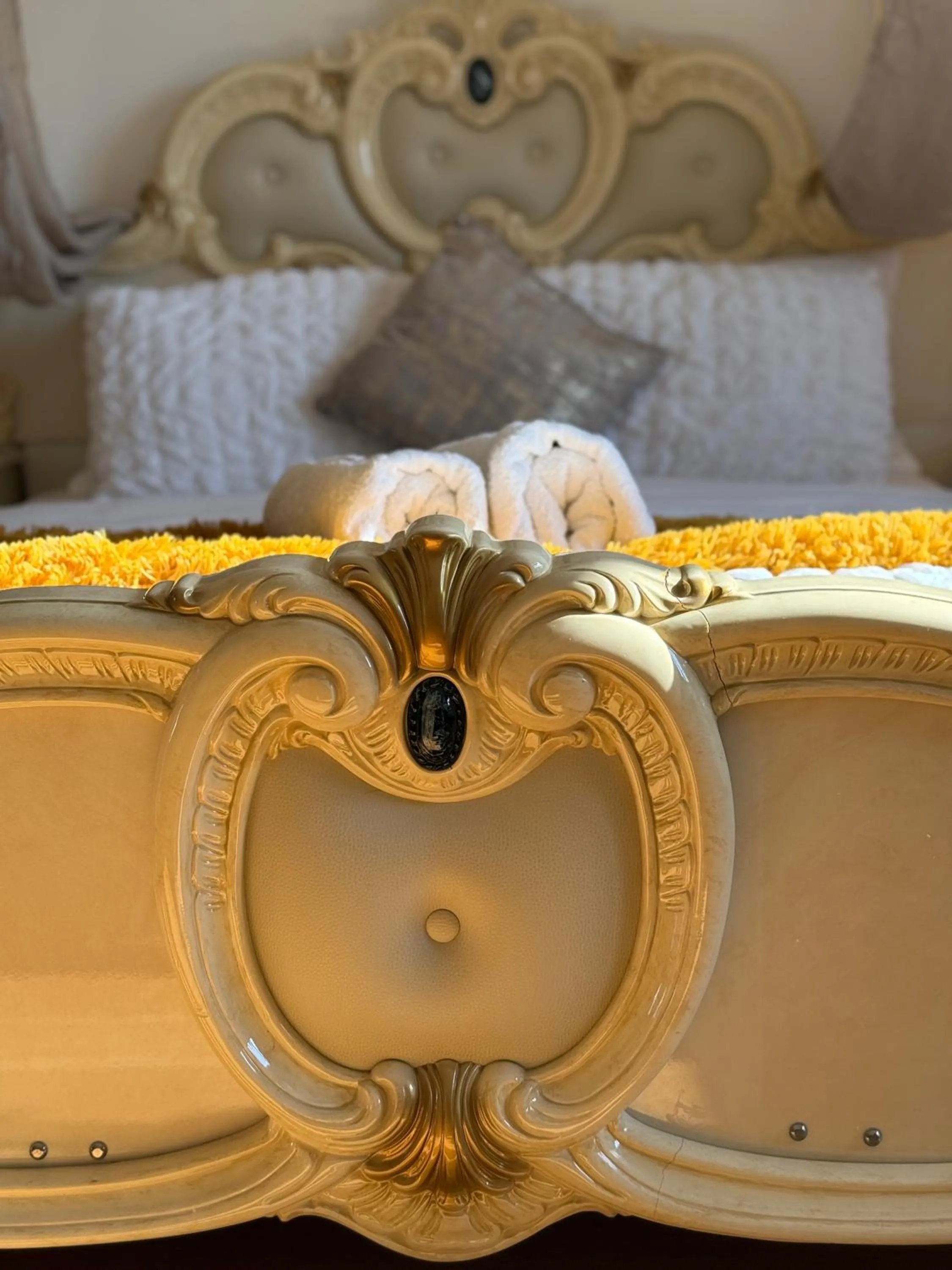 Bed in Barnfields Retreat