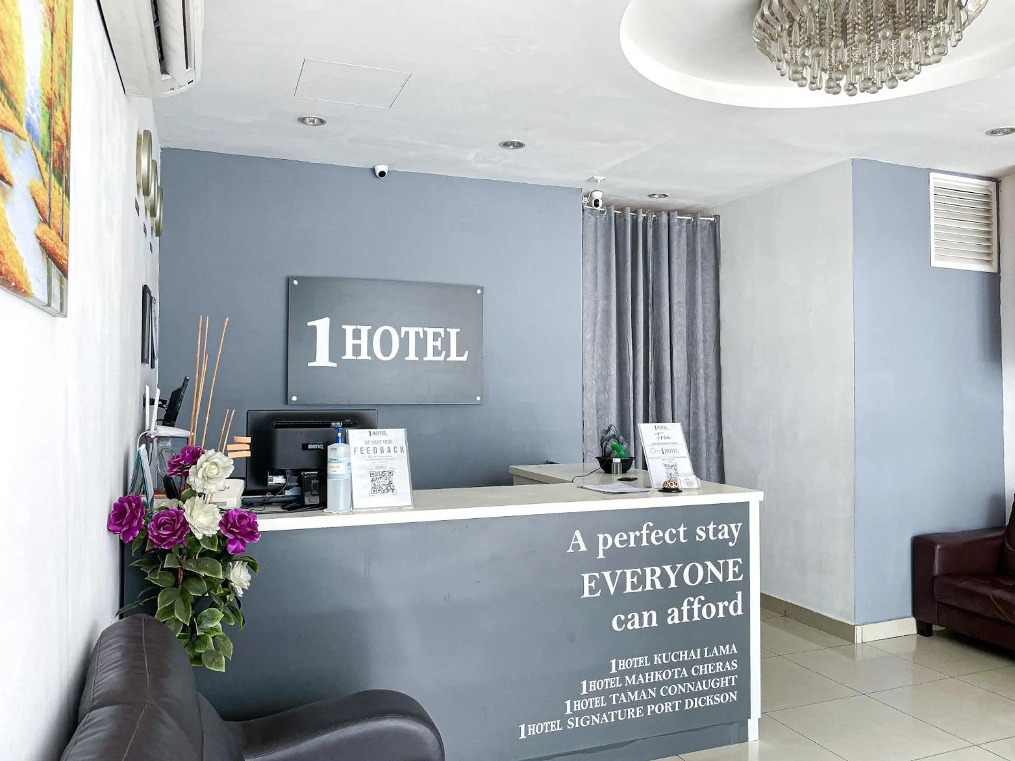 Lobby or reception in 1 Hotel Taman Connaught