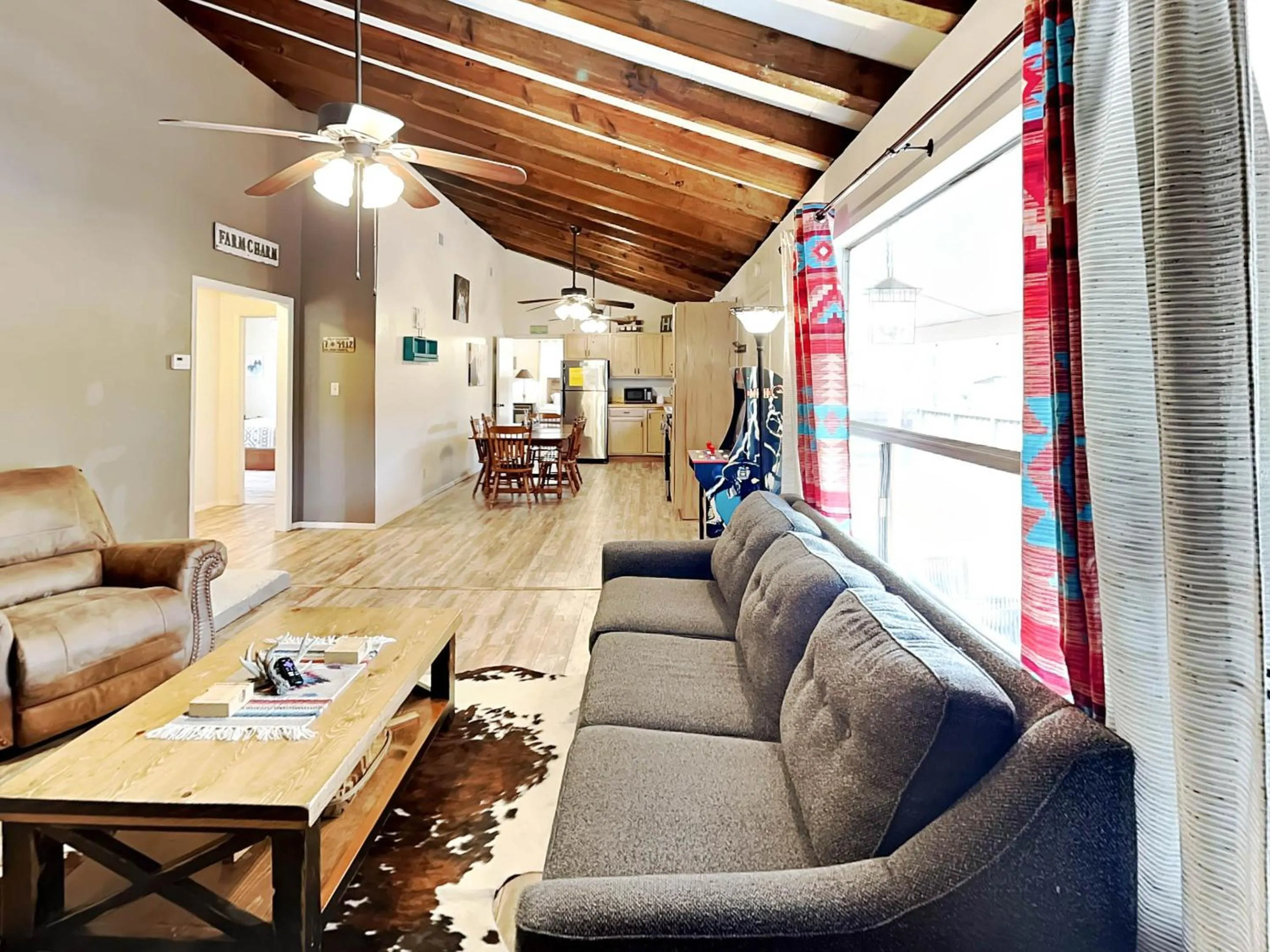 Property building in Elks Landing