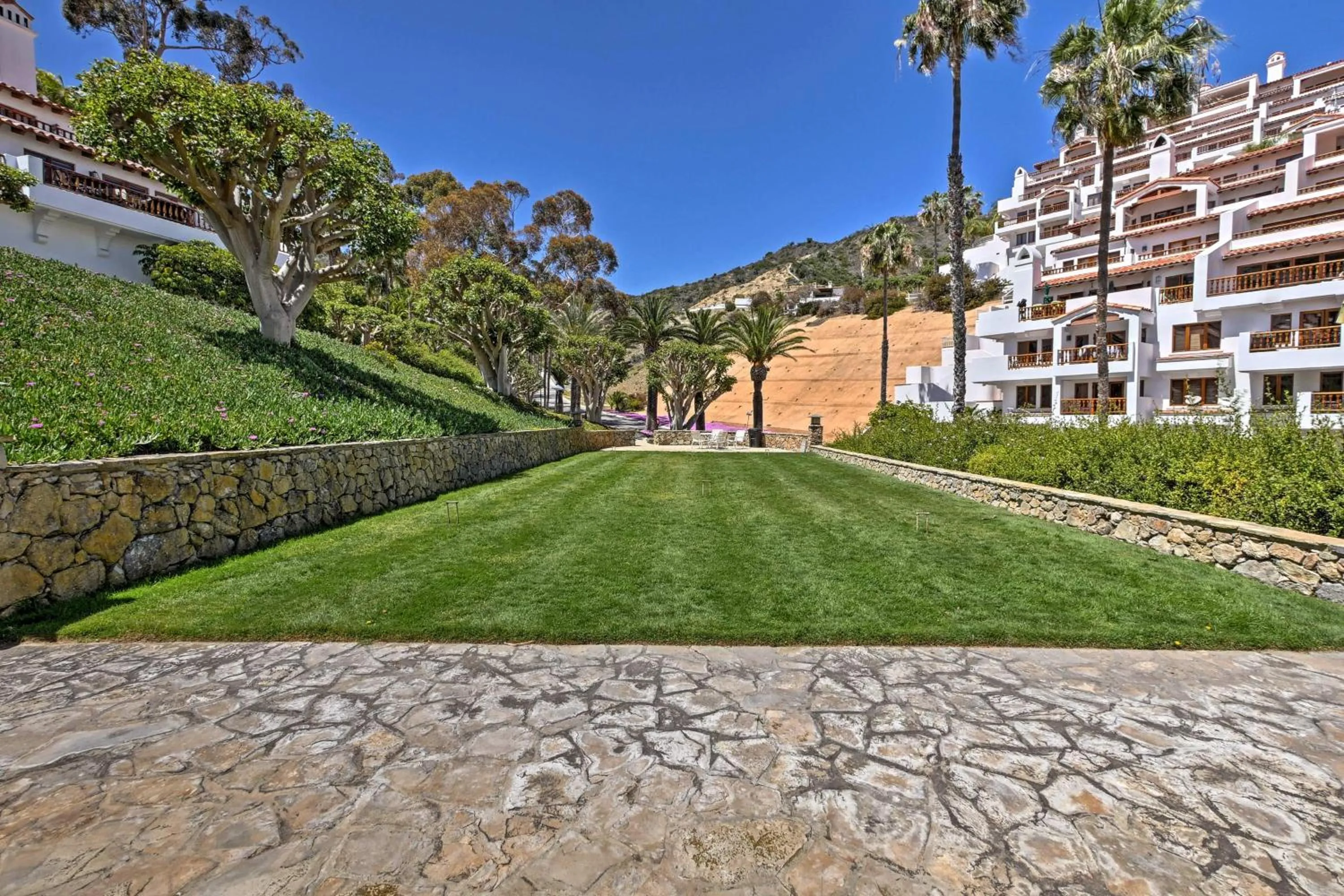 Sea view in Oceanfront villa w One of a kind Amazing View