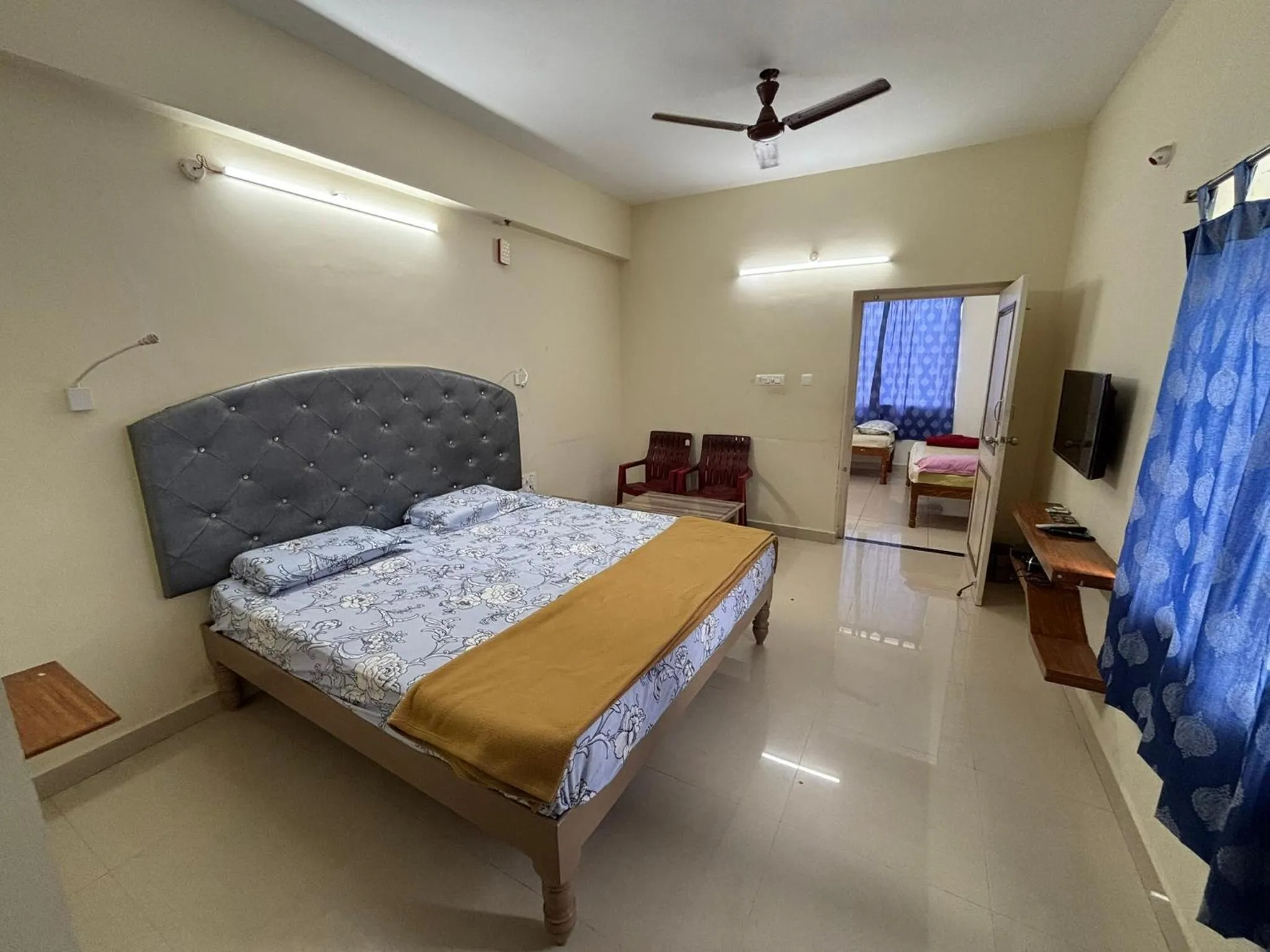 Bed in Srinivasa Hotel