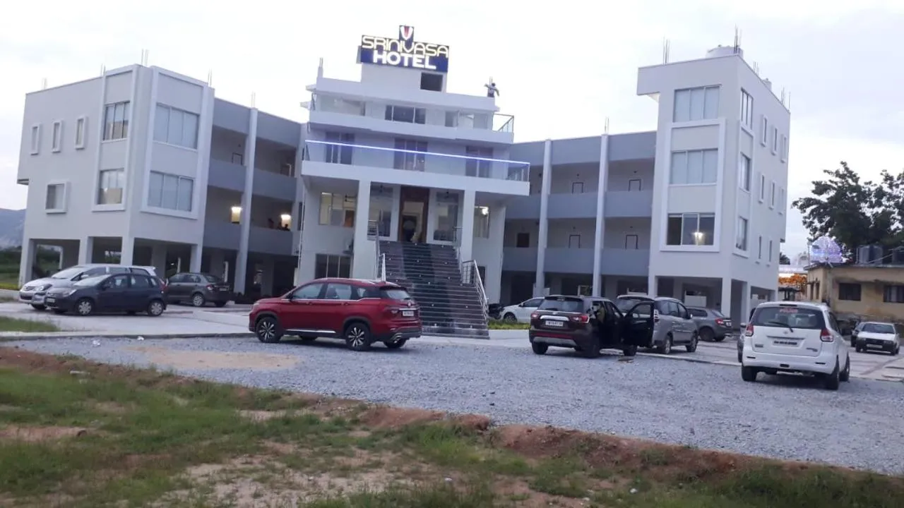 Parking in Srinivasa Hotel