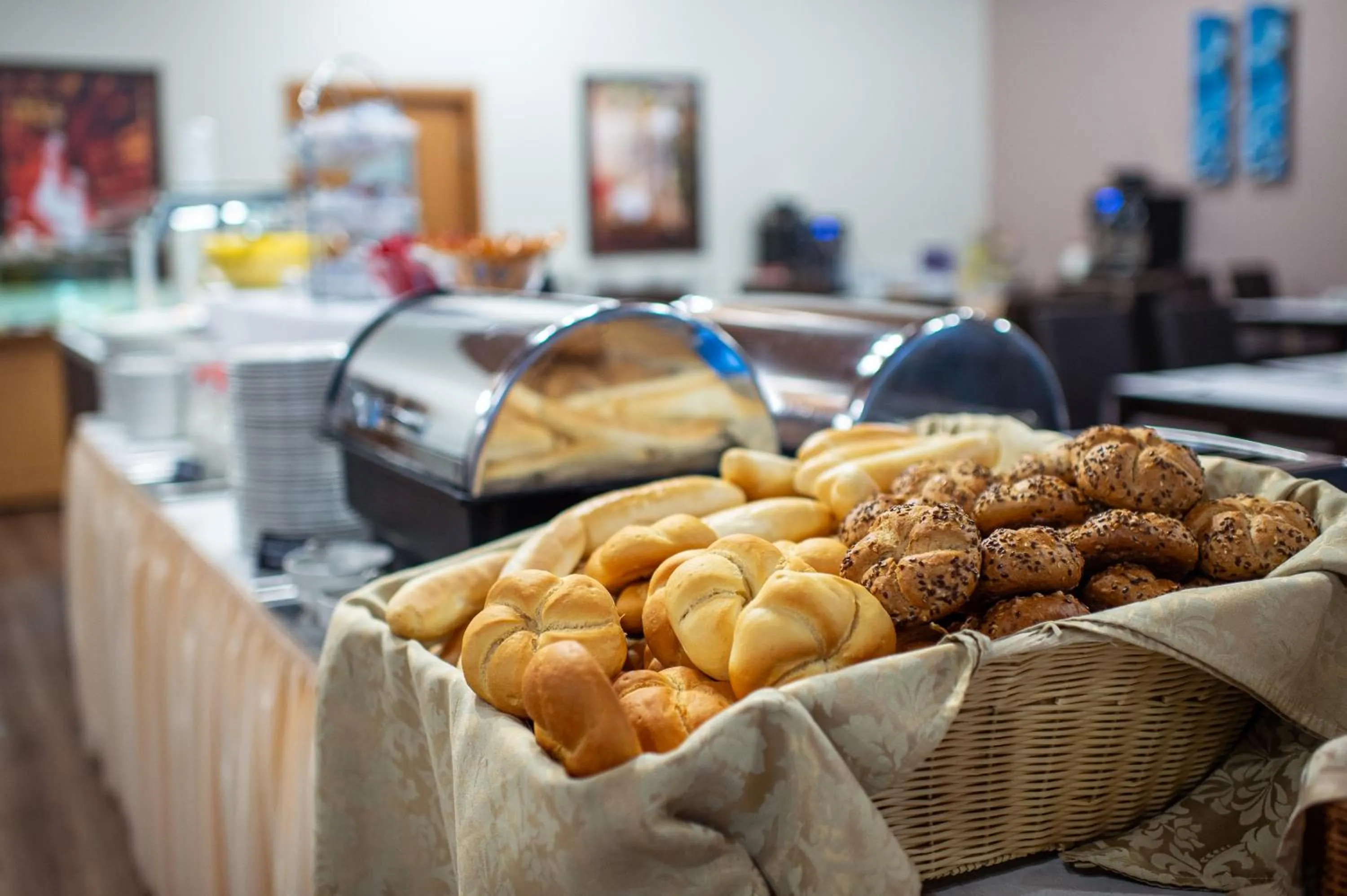 Restaurant/places to eat in Hotel Cascade