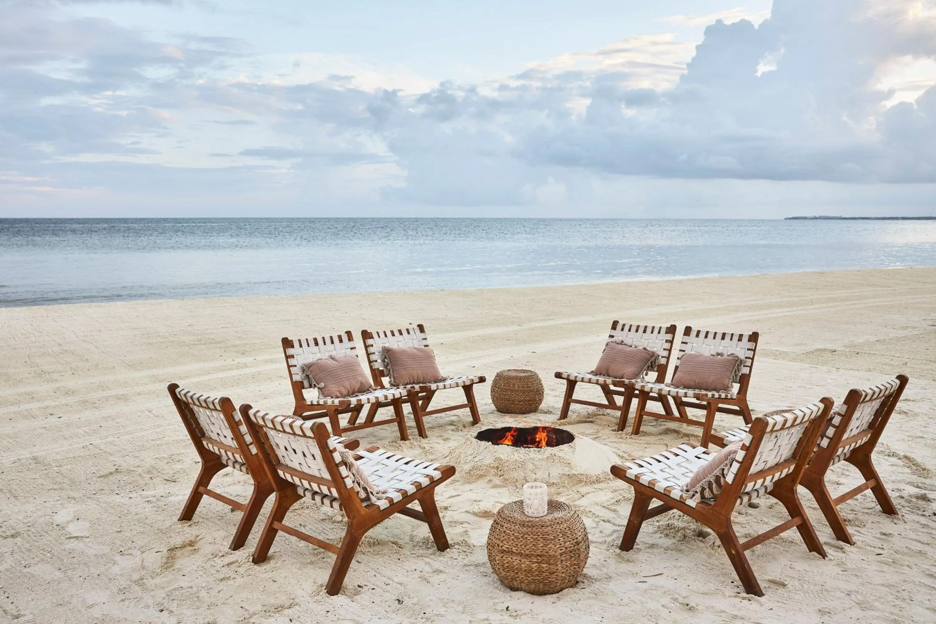 Beach in Etéreo, Auberge Collection