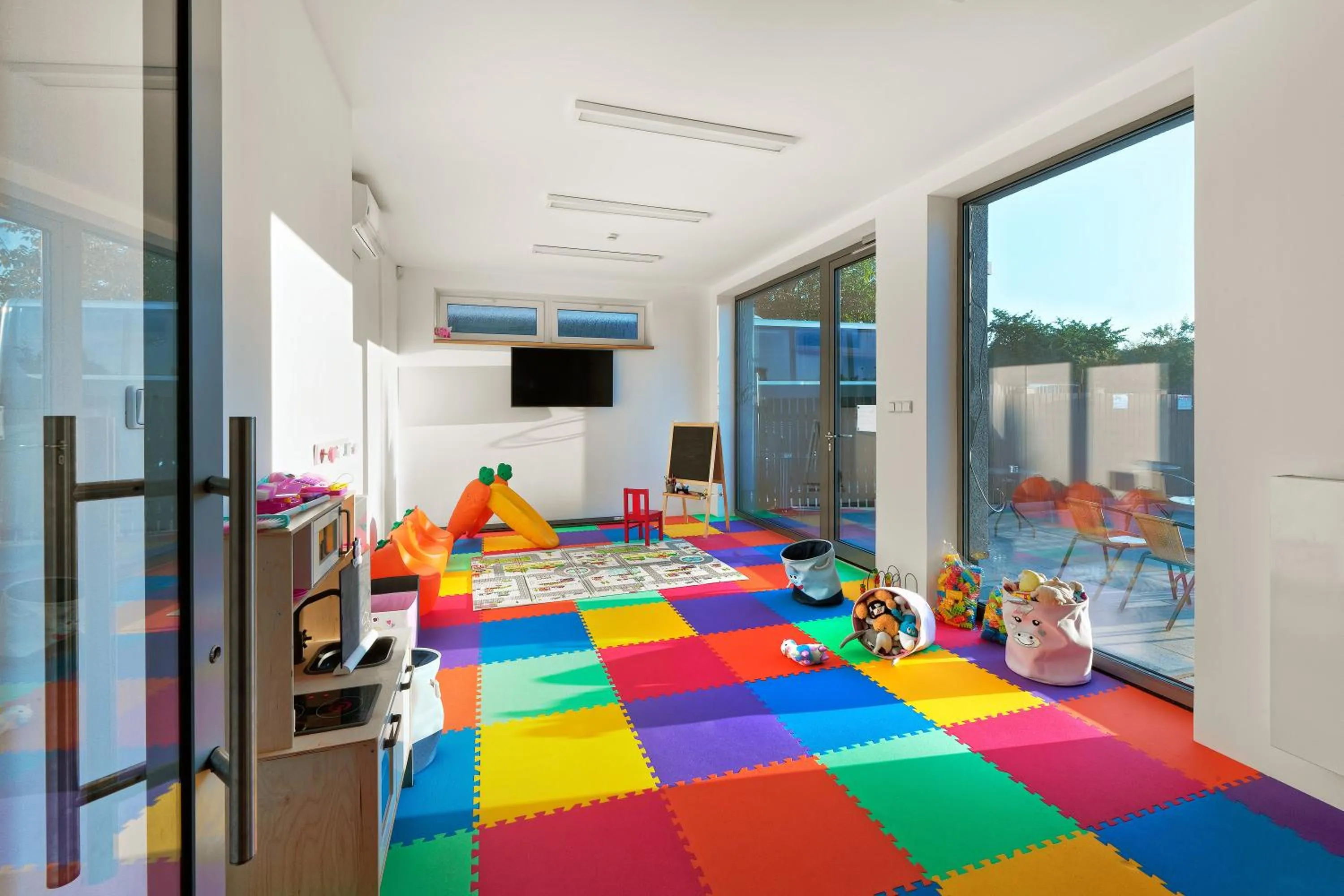 Kids's club, Bed in Hotel Aura Design & Garden Pool