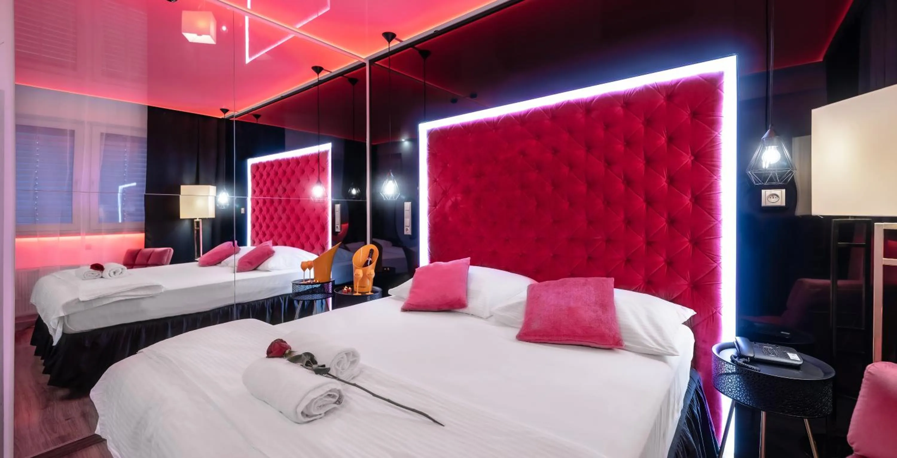 Bed in Hotel Aura Design & Garden Pool