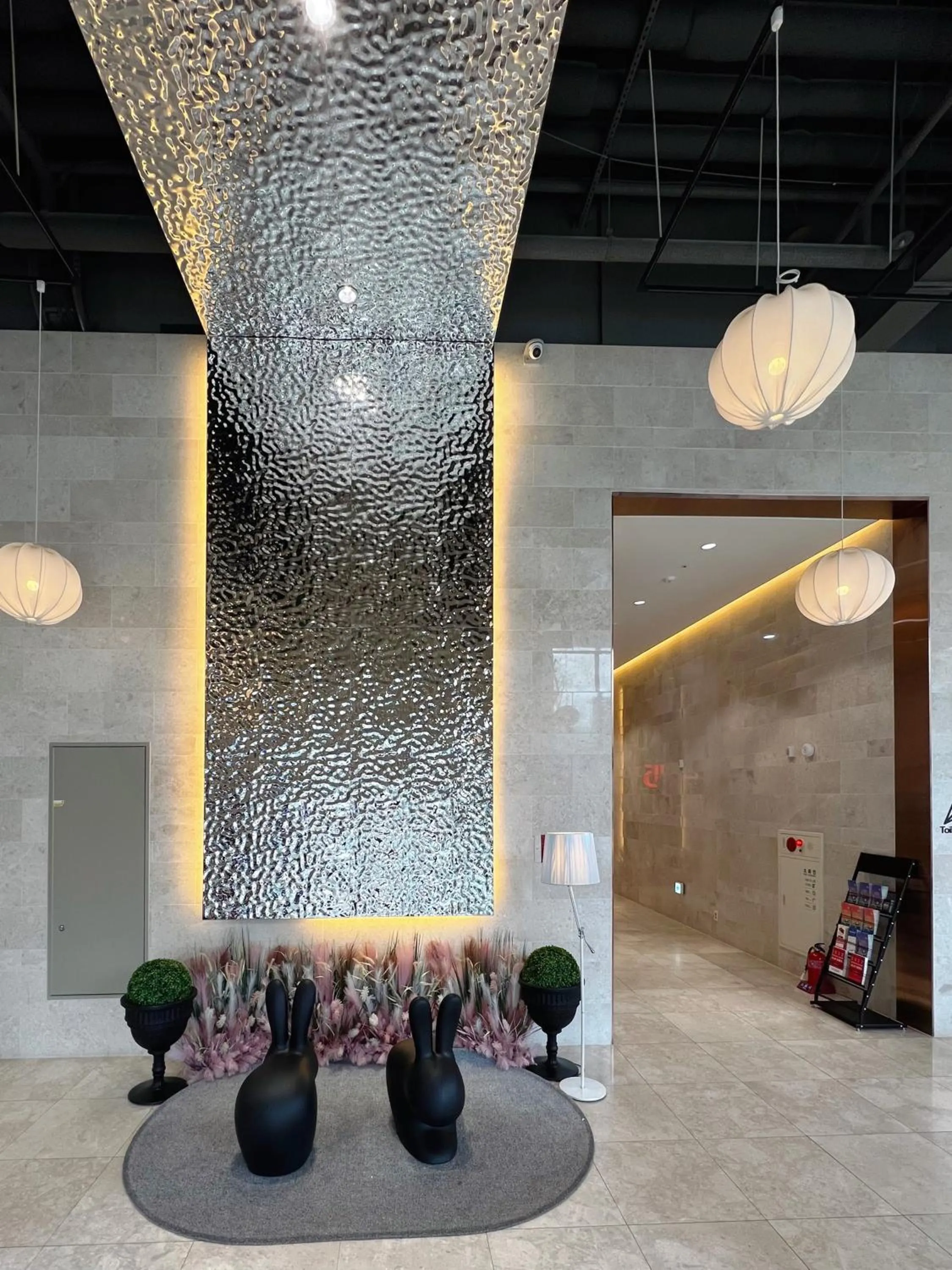 Property building in Hotel U5