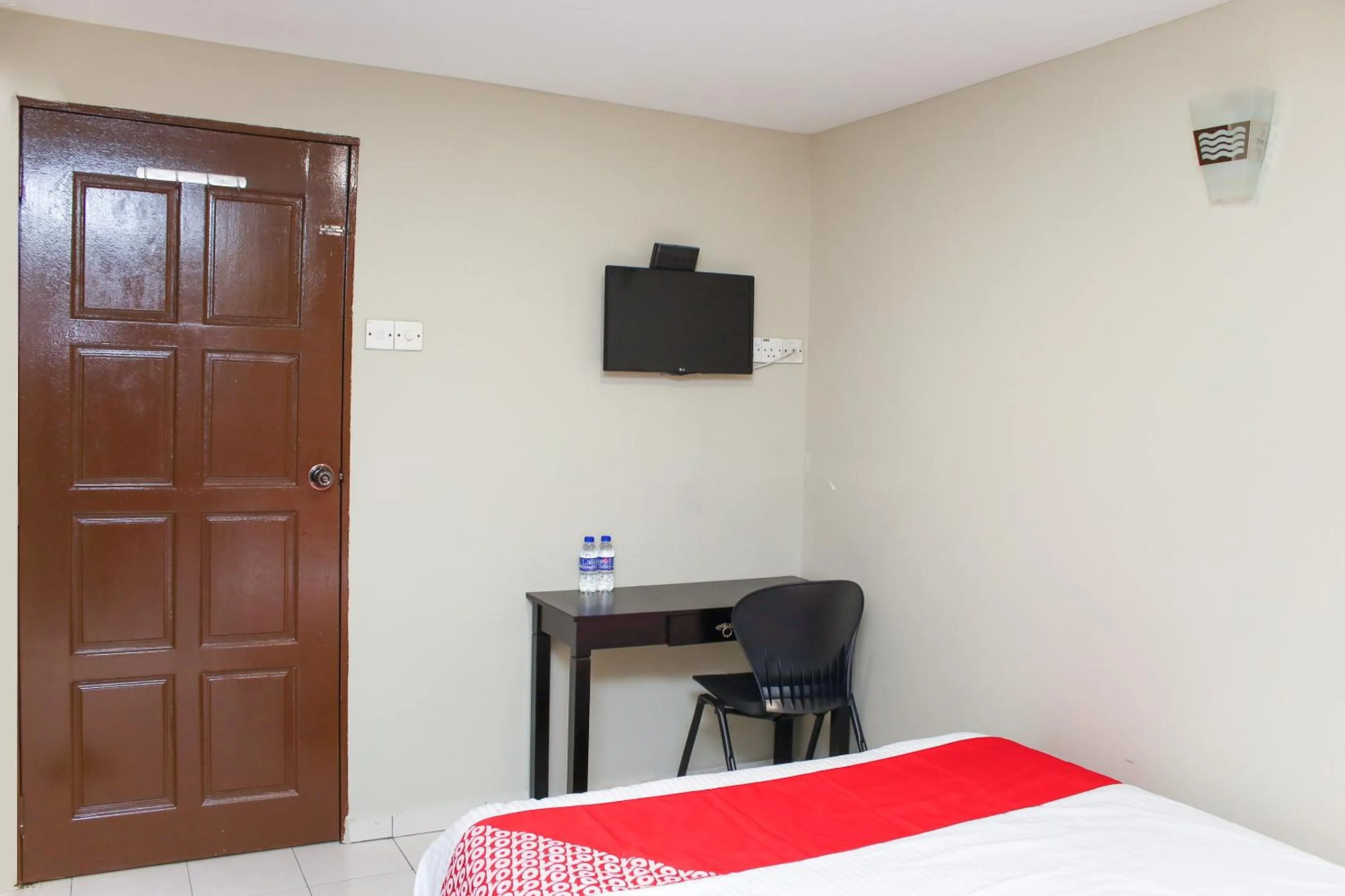 Bedroom in Hotel O Prima Saujana Budget Hotel