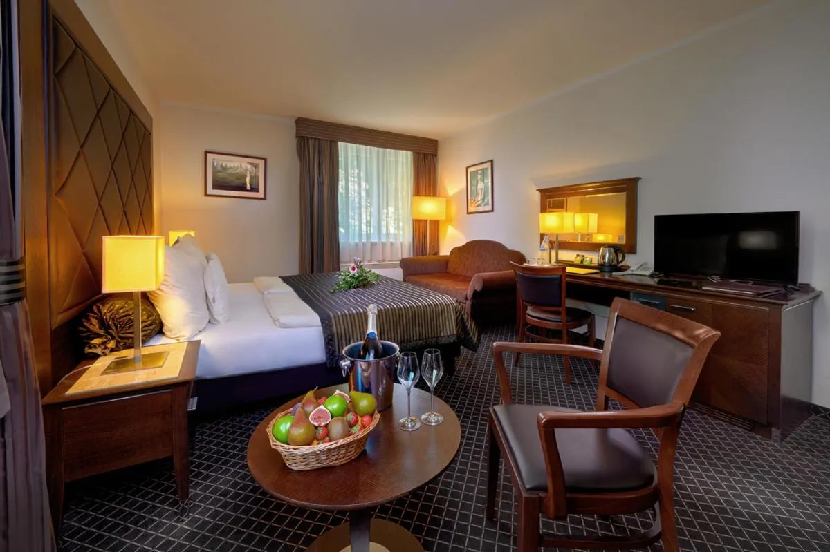 Bed in Hotel Selsky Dvur - Bohemian Village Courtyard