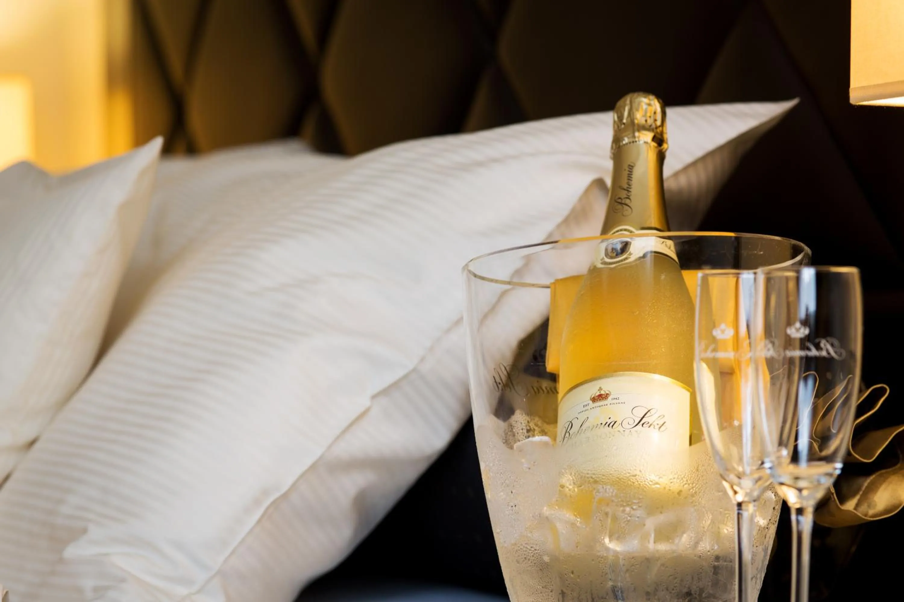 Decorative detail, Bed in Hotel Selsky Dvur - Bohemian Village Courtyard