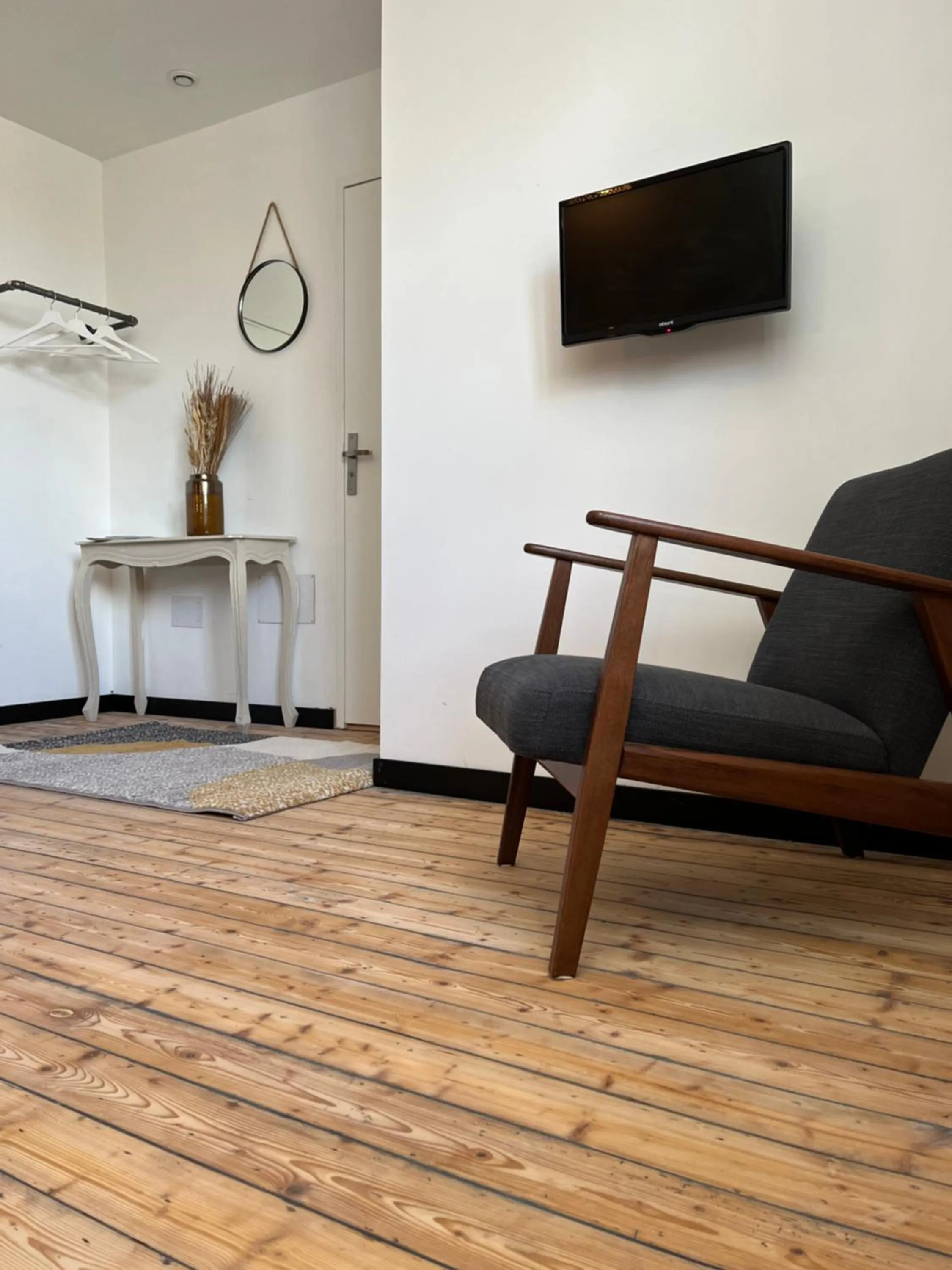 TV and multimedia in La Villa des Sables