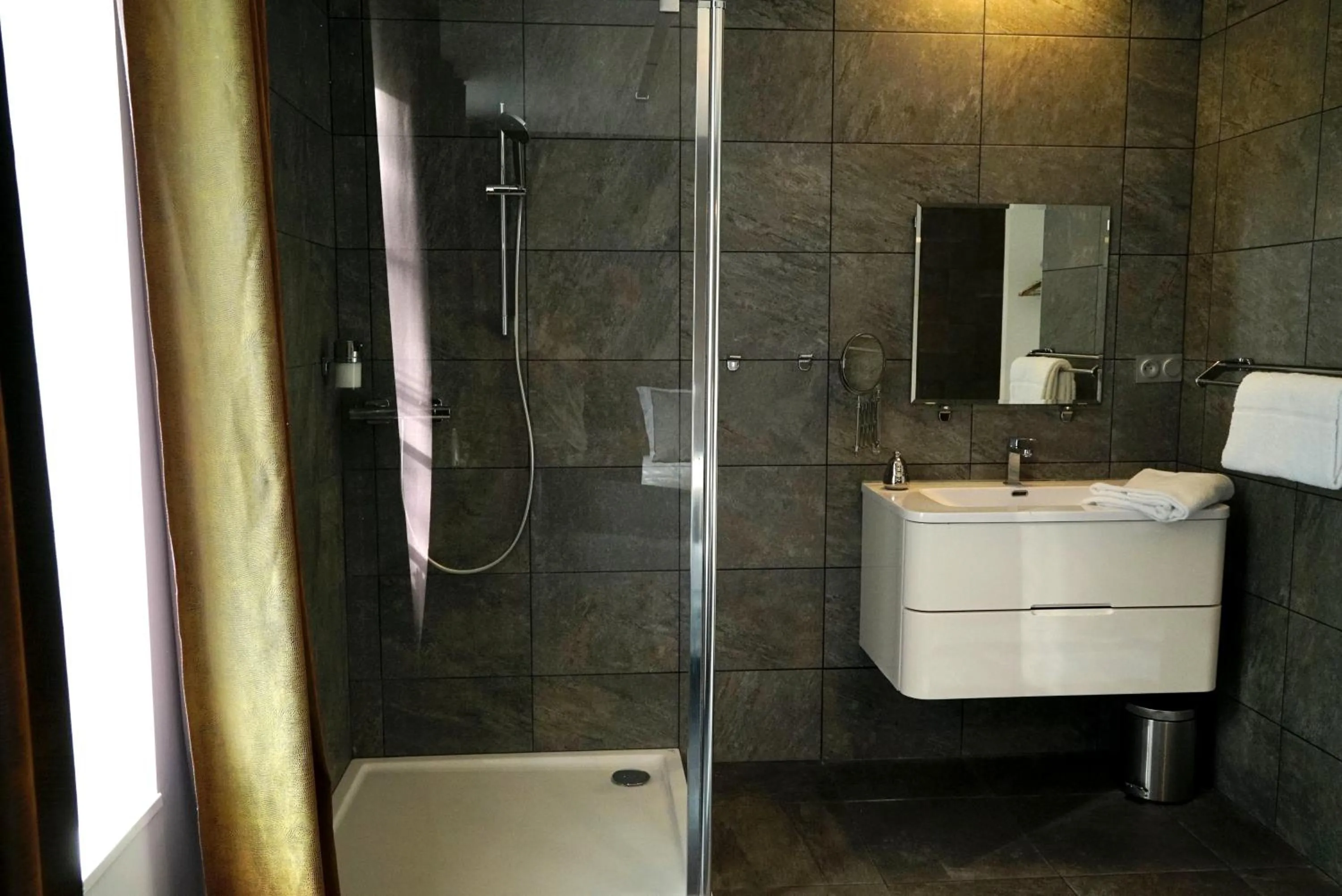 Bathroom in La Villa des Sables